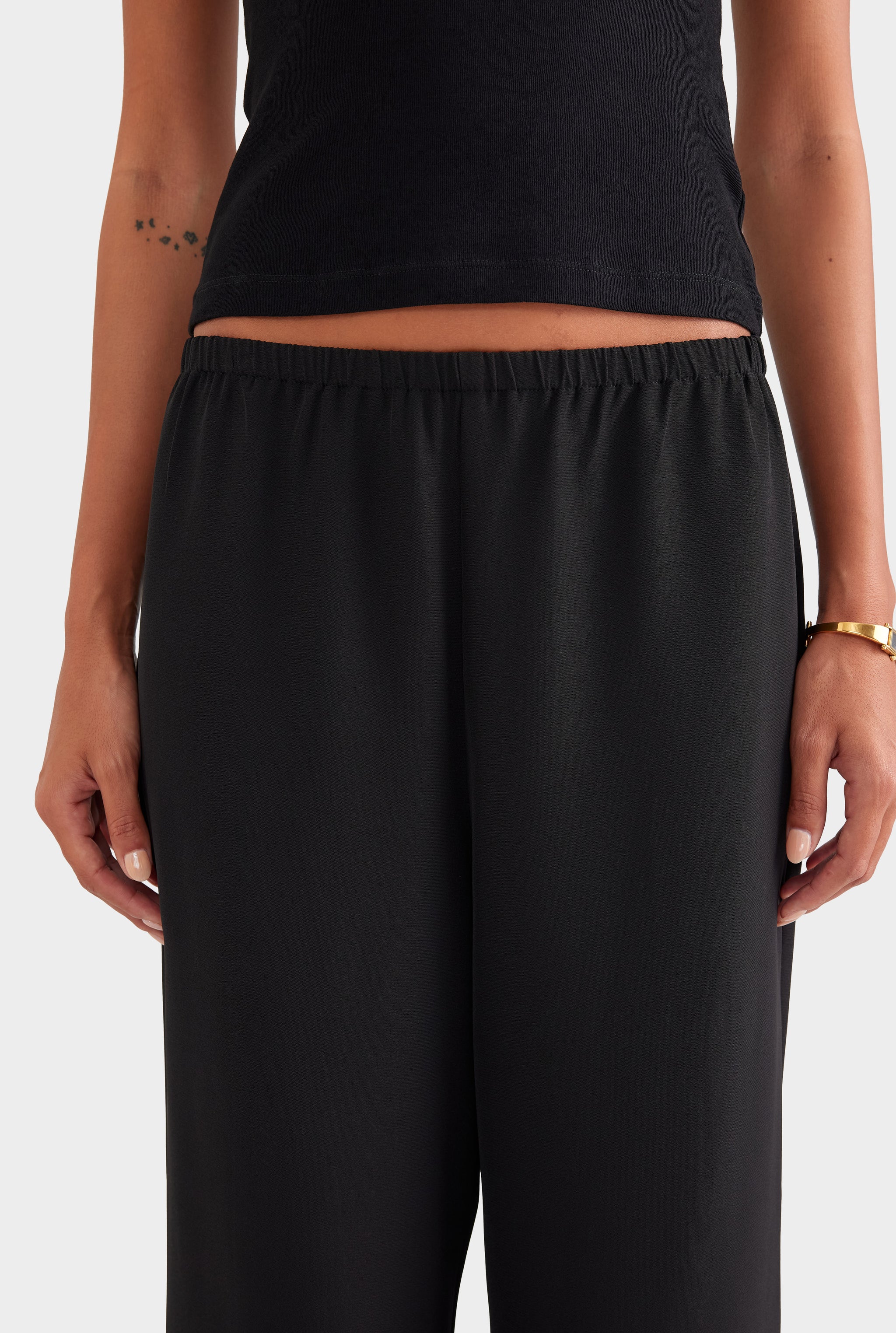Crepe Elastic Waist Pant - Black