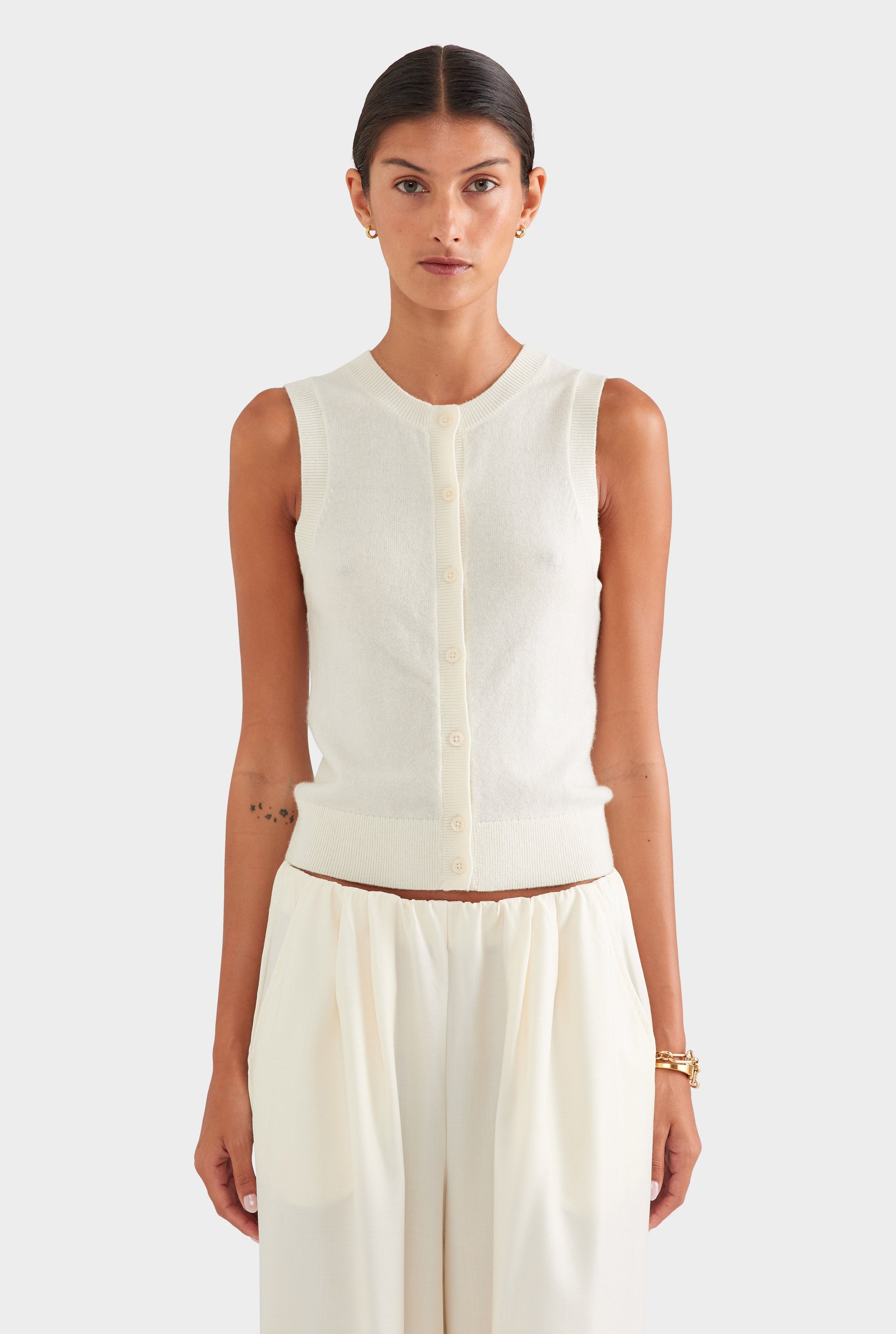 Relaxed Wool Wide Leg Trouser - Cream