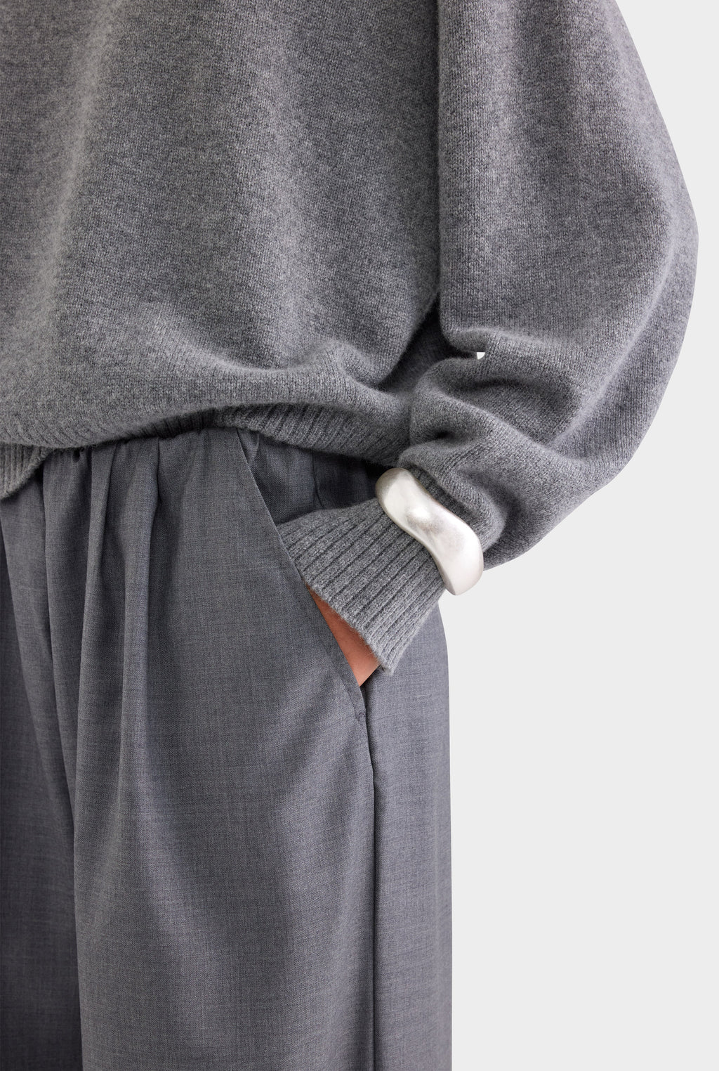 Wool Cashmere V Neck Sweater - Charcoal Marl