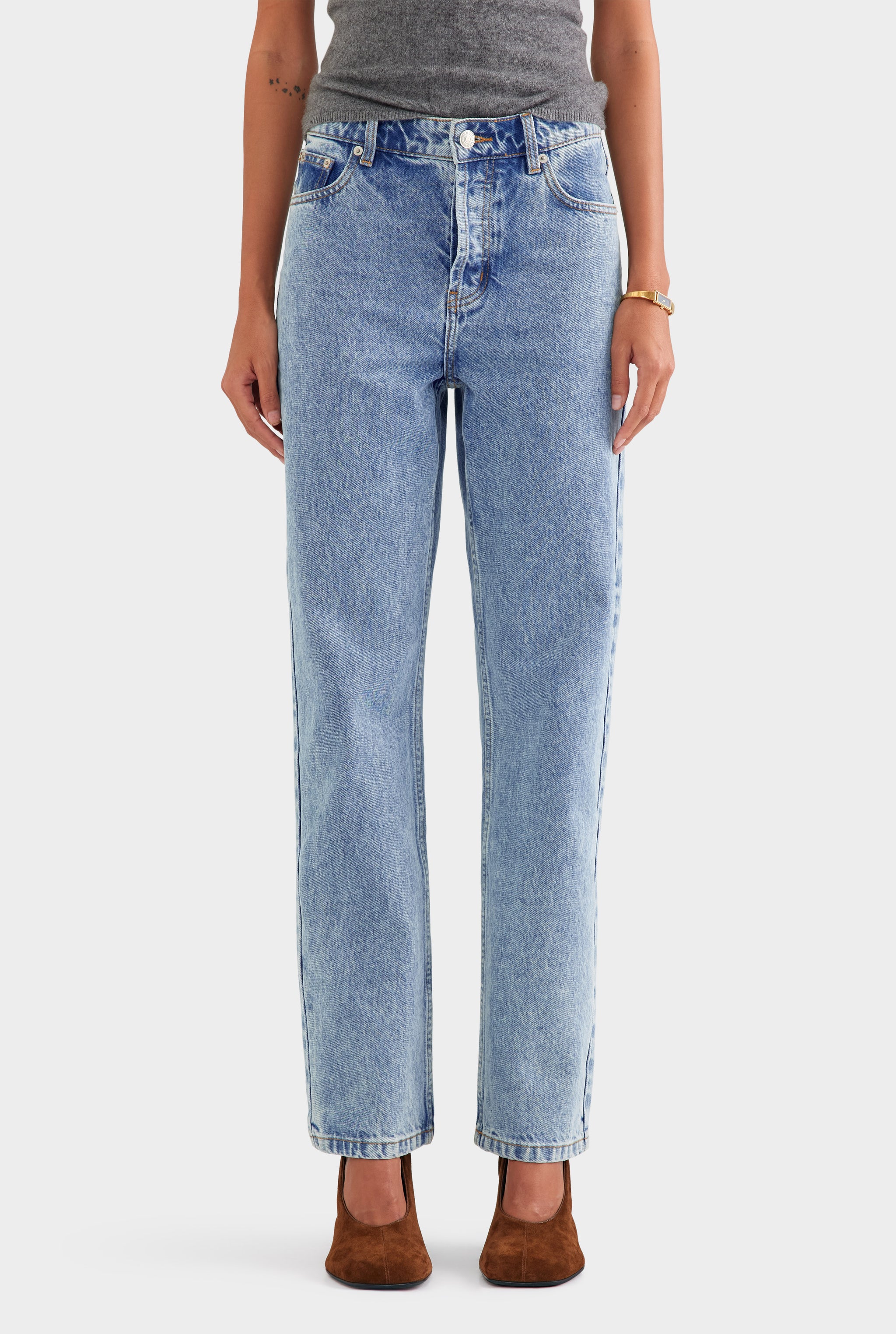 Straight Leg Jean - Light Blue