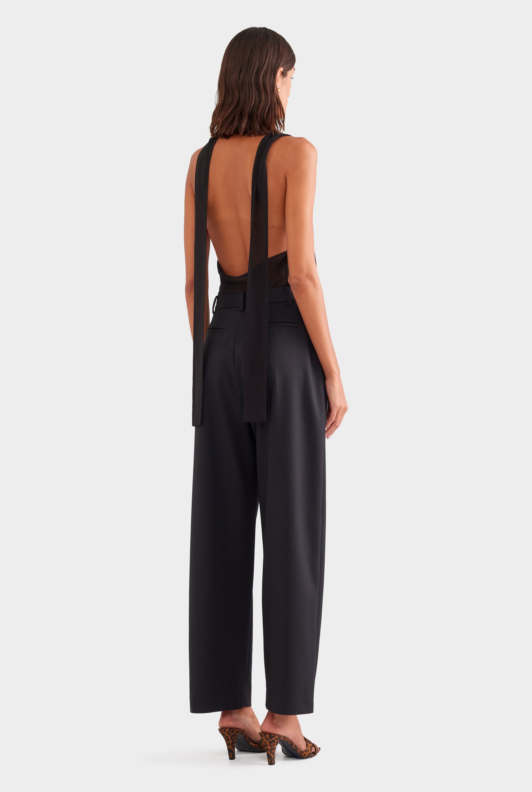 Wool Twill Tapered Pleat Trouser - Black