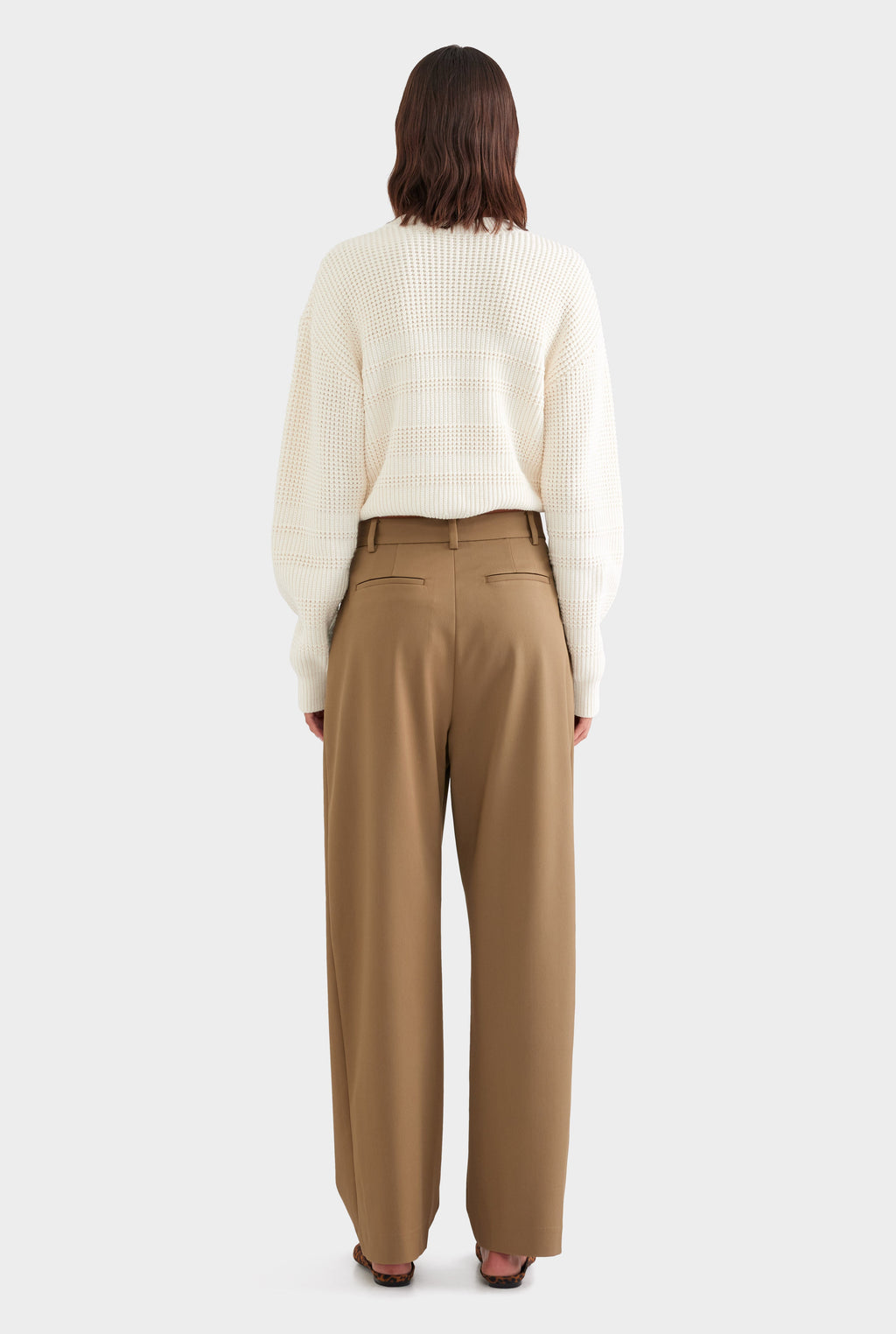 Wool Twill Tapered Pleat Trouser - Olive