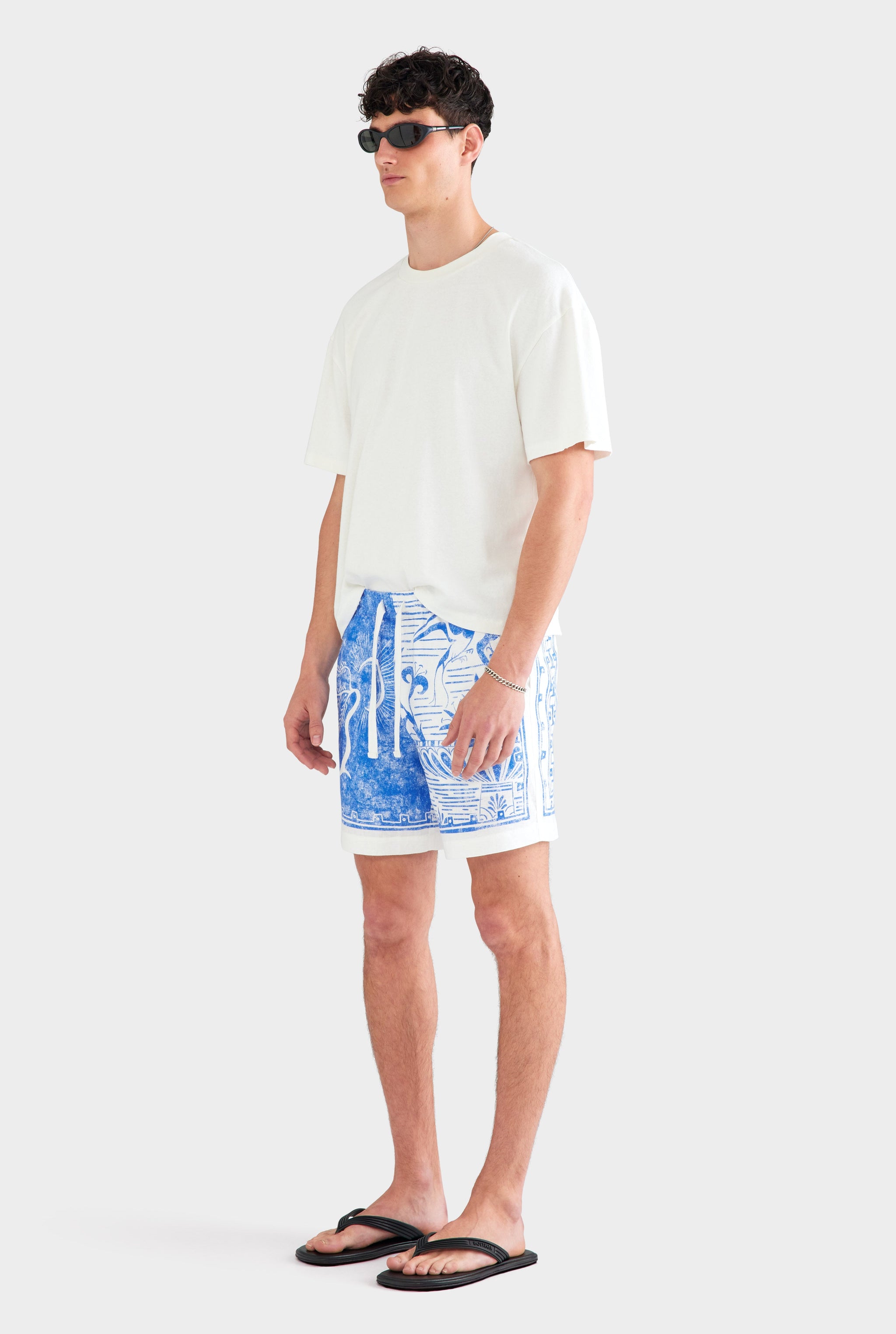 Printed Linen Short - White/Blue Greek Stamp