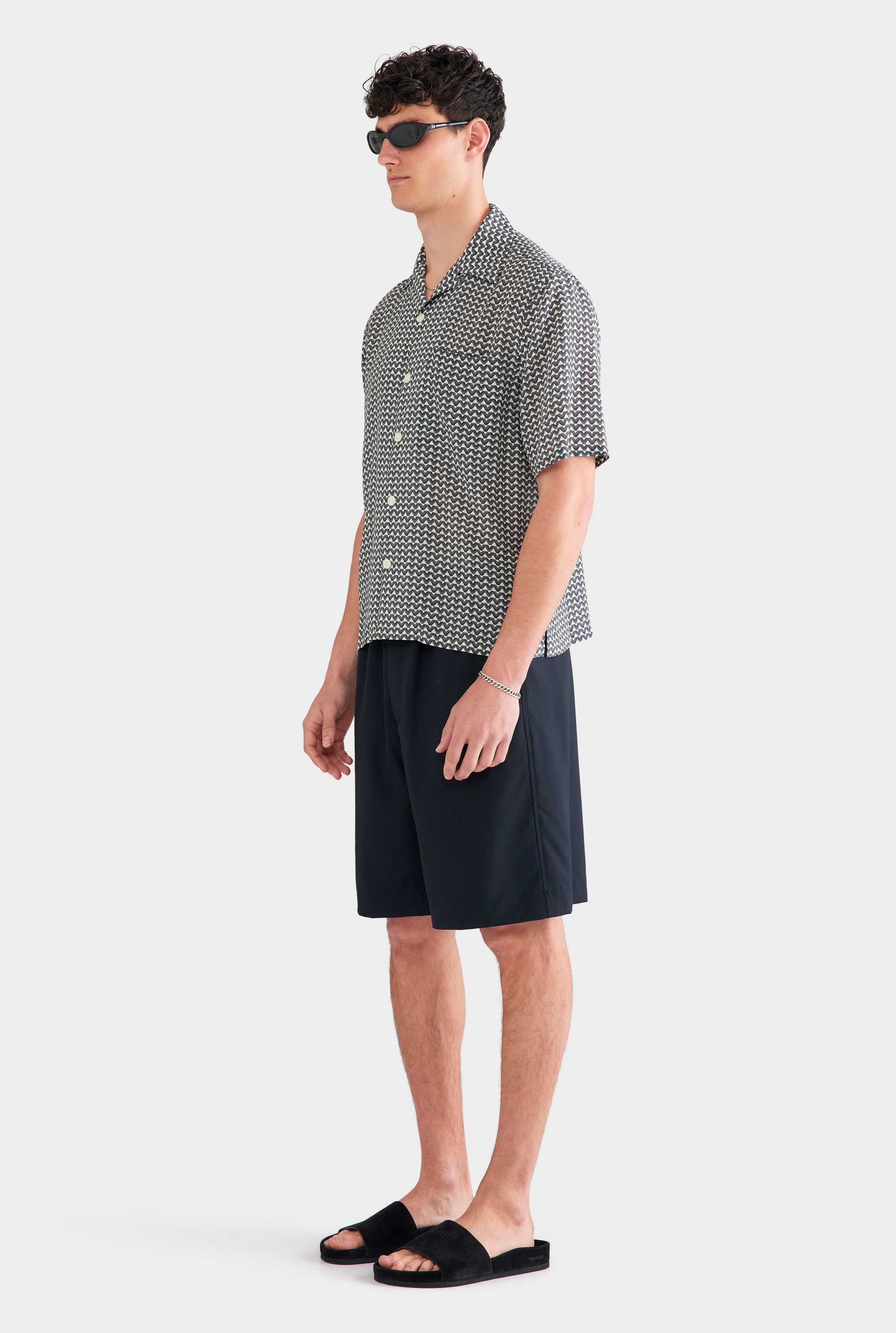 Short Sleeve Silk Camp Collar Shirt - Cream/Navy/Brown V Monogram