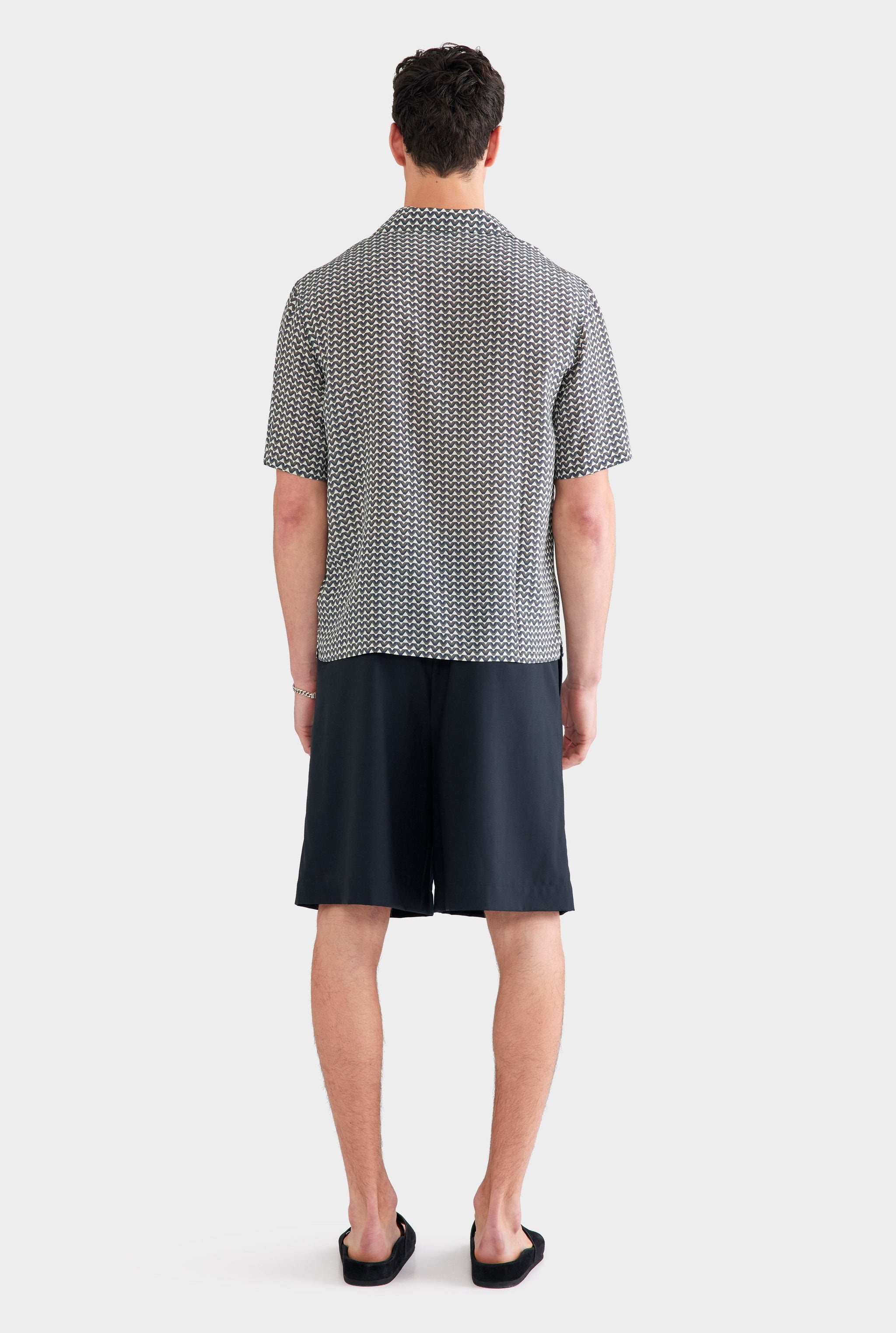 Short Sleeve Silk Camp Collar Shirt - Cream/Navy/Brown V Monogram