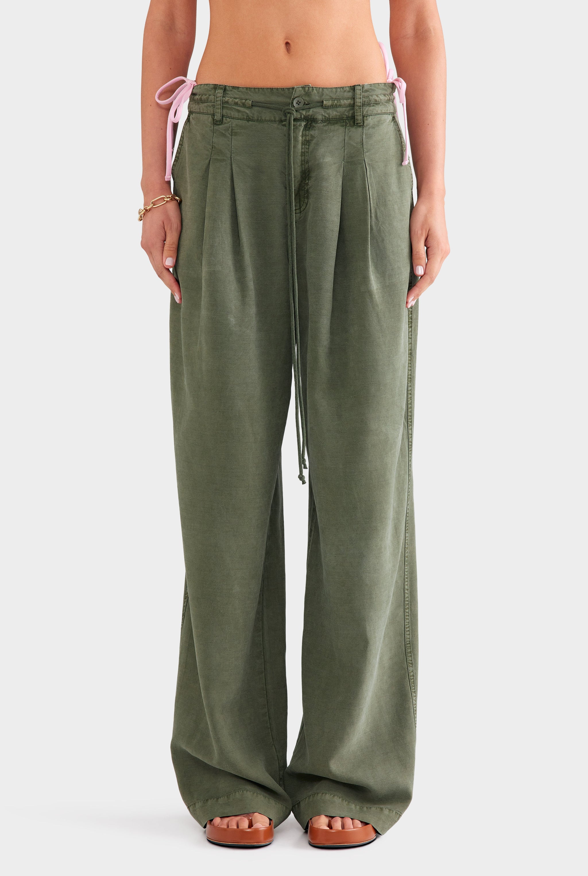 Relaxed Pleat Front Tencel Pant - Washed Olive