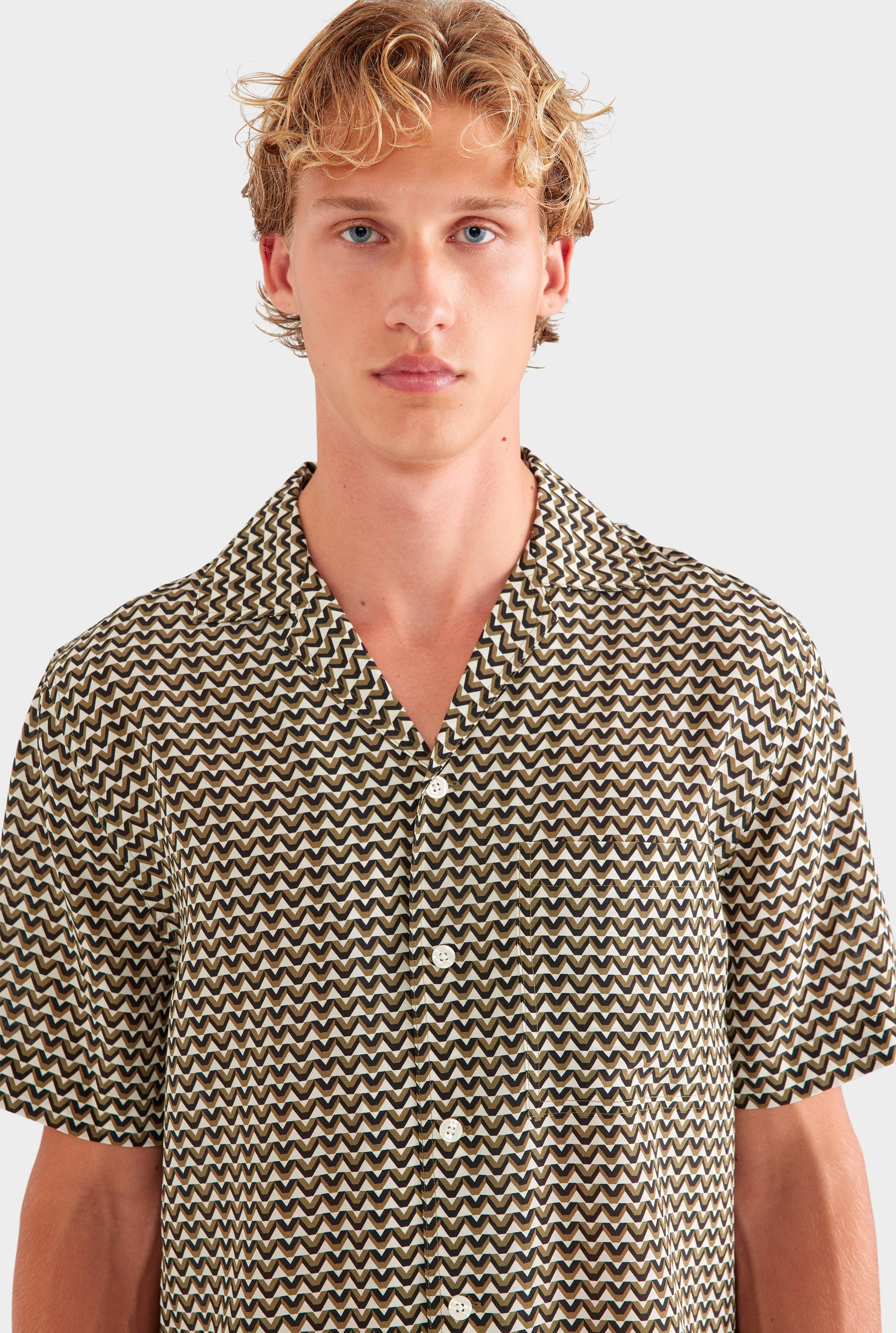 Short Sleeve Silk Camp Collar Shirt - Cream/Black/Olive V Monogram