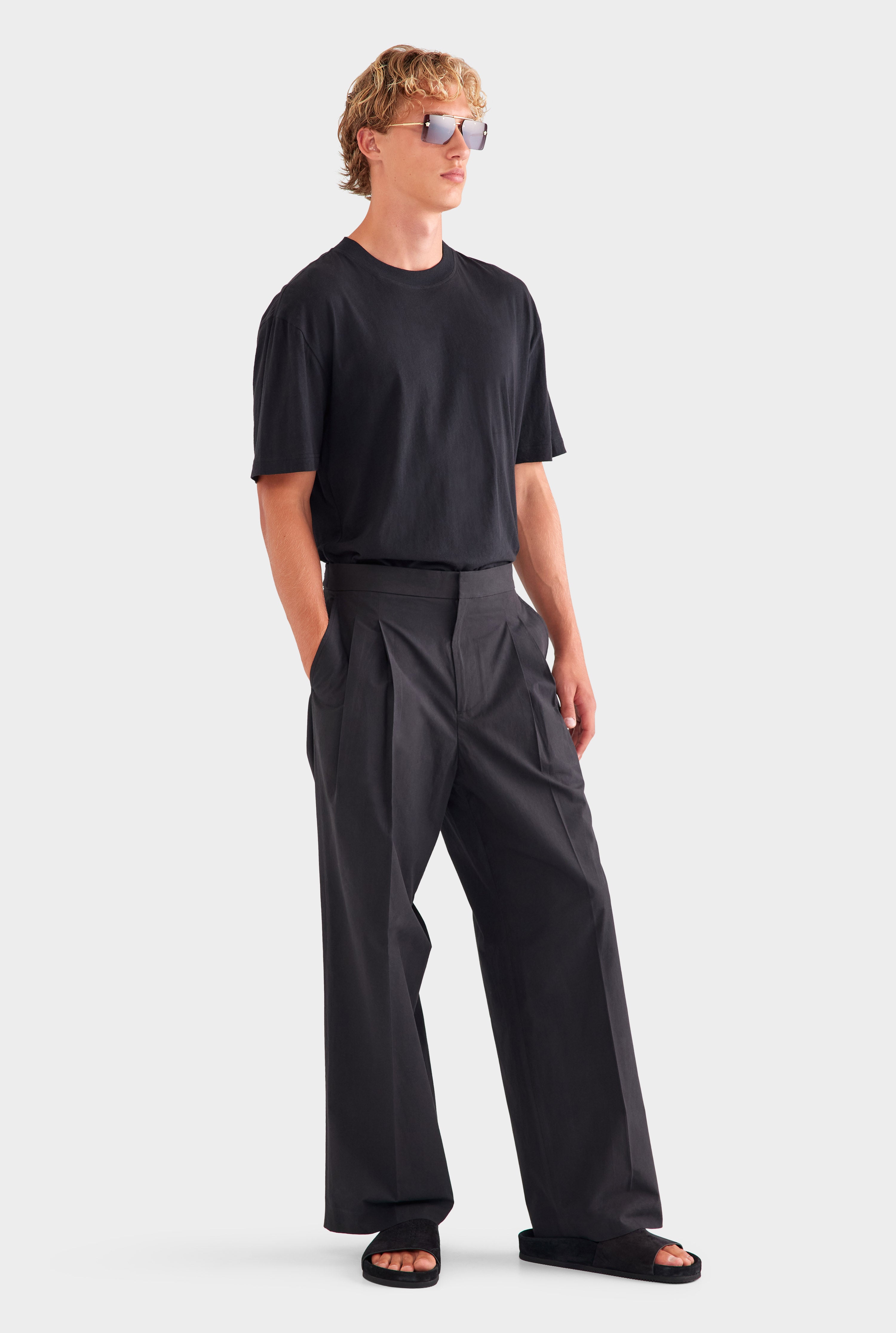 Pleated Poplin Trouser - Black