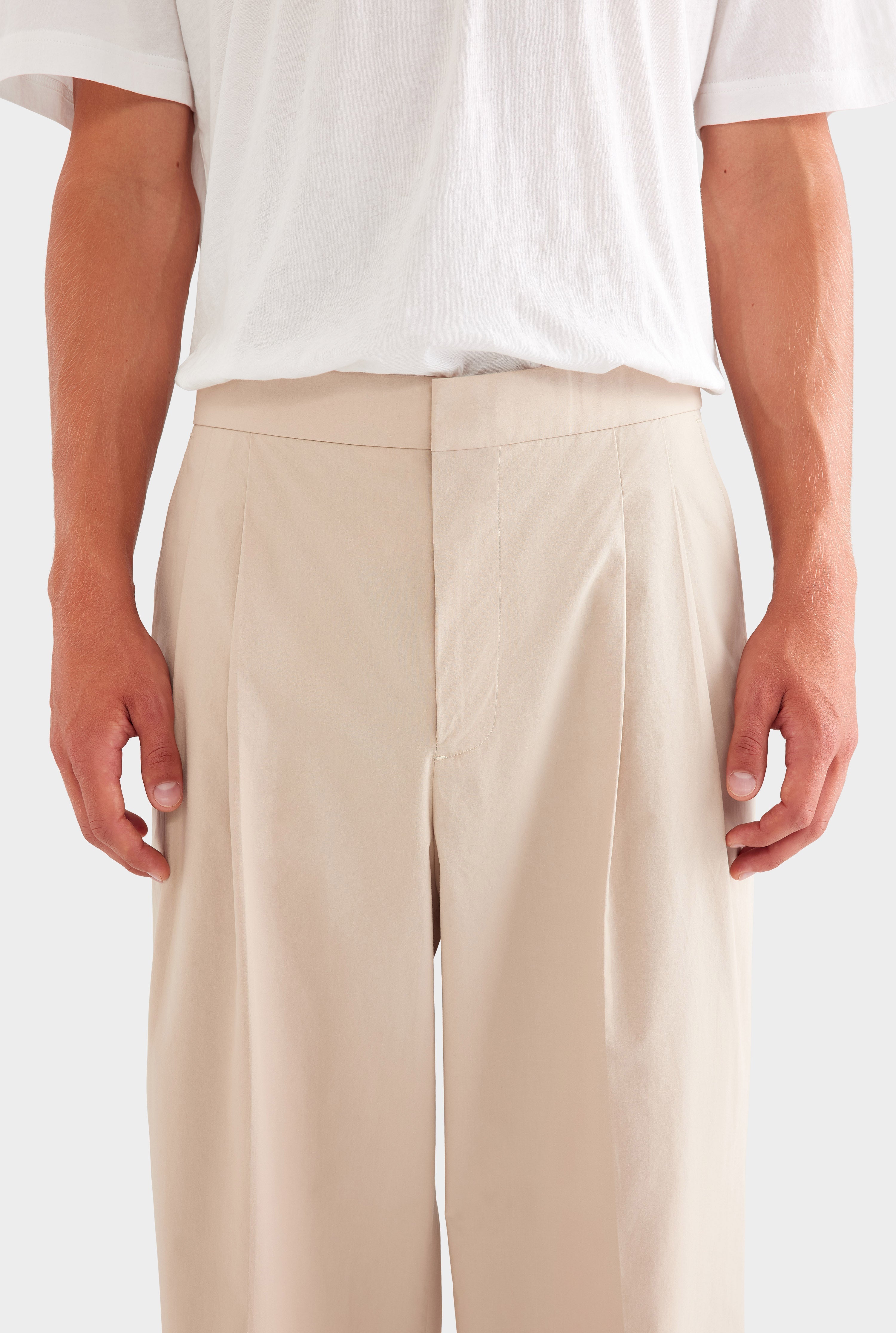 Pleated Poplin Trouser - Light Taupe