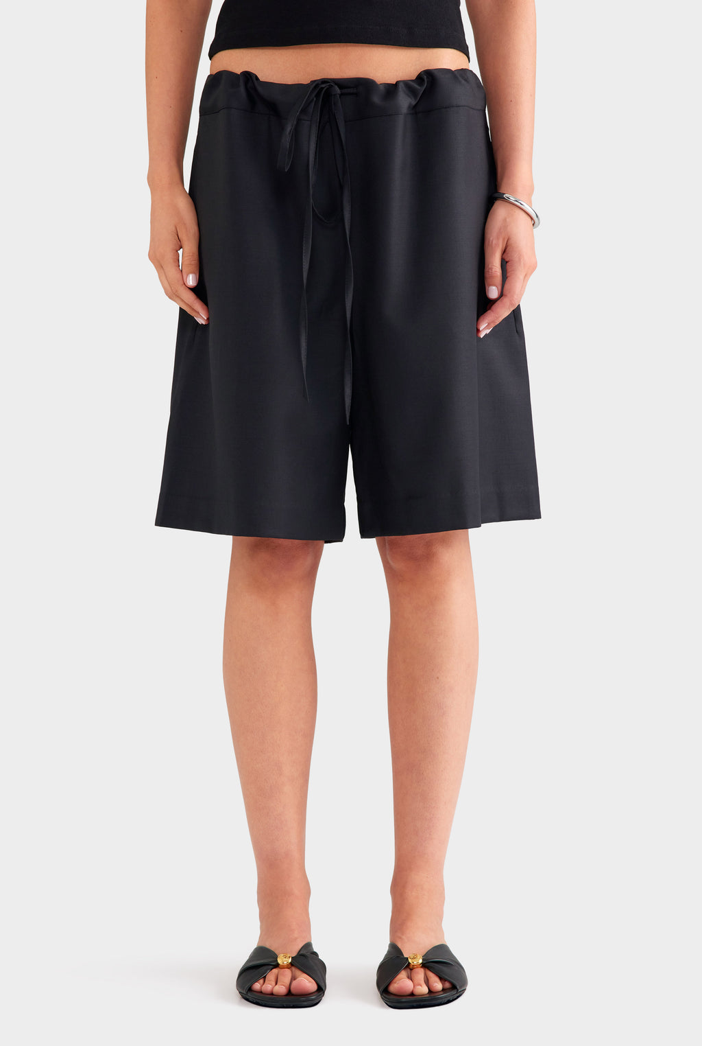 Drawstring Wool Bermuda Short - Black