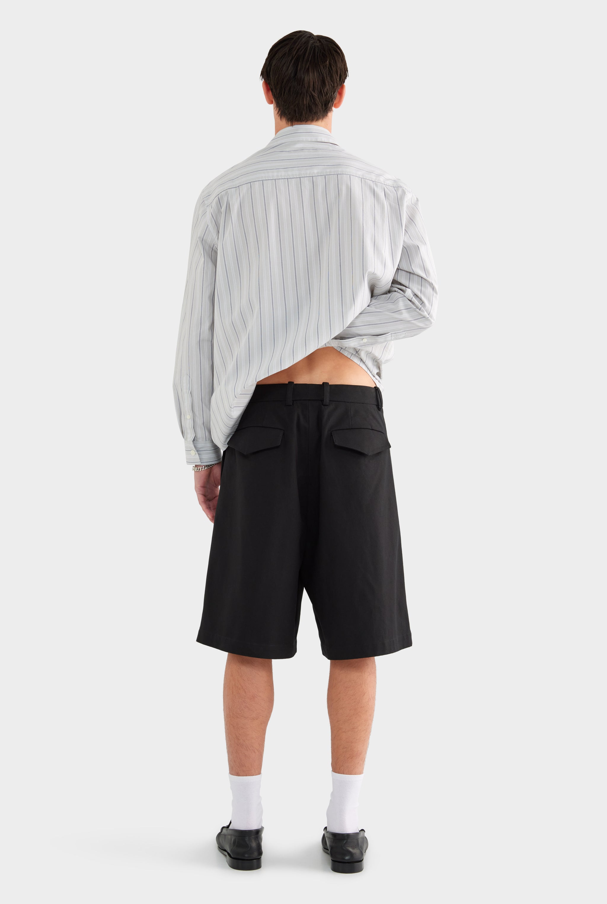 Cotton Canvas Pleated Bermuda Short - Black