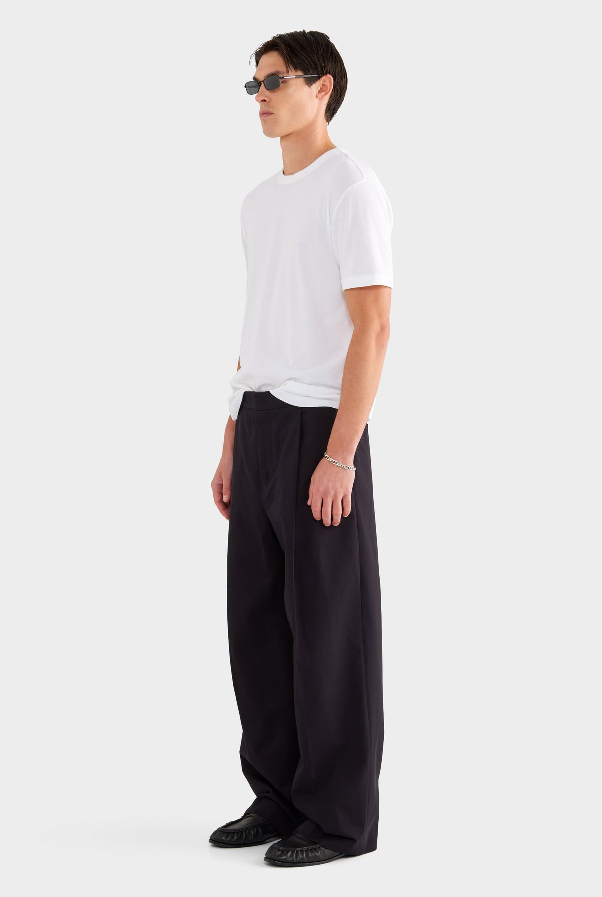 Relaxed Pleated Cotton Twill Trouser - Black