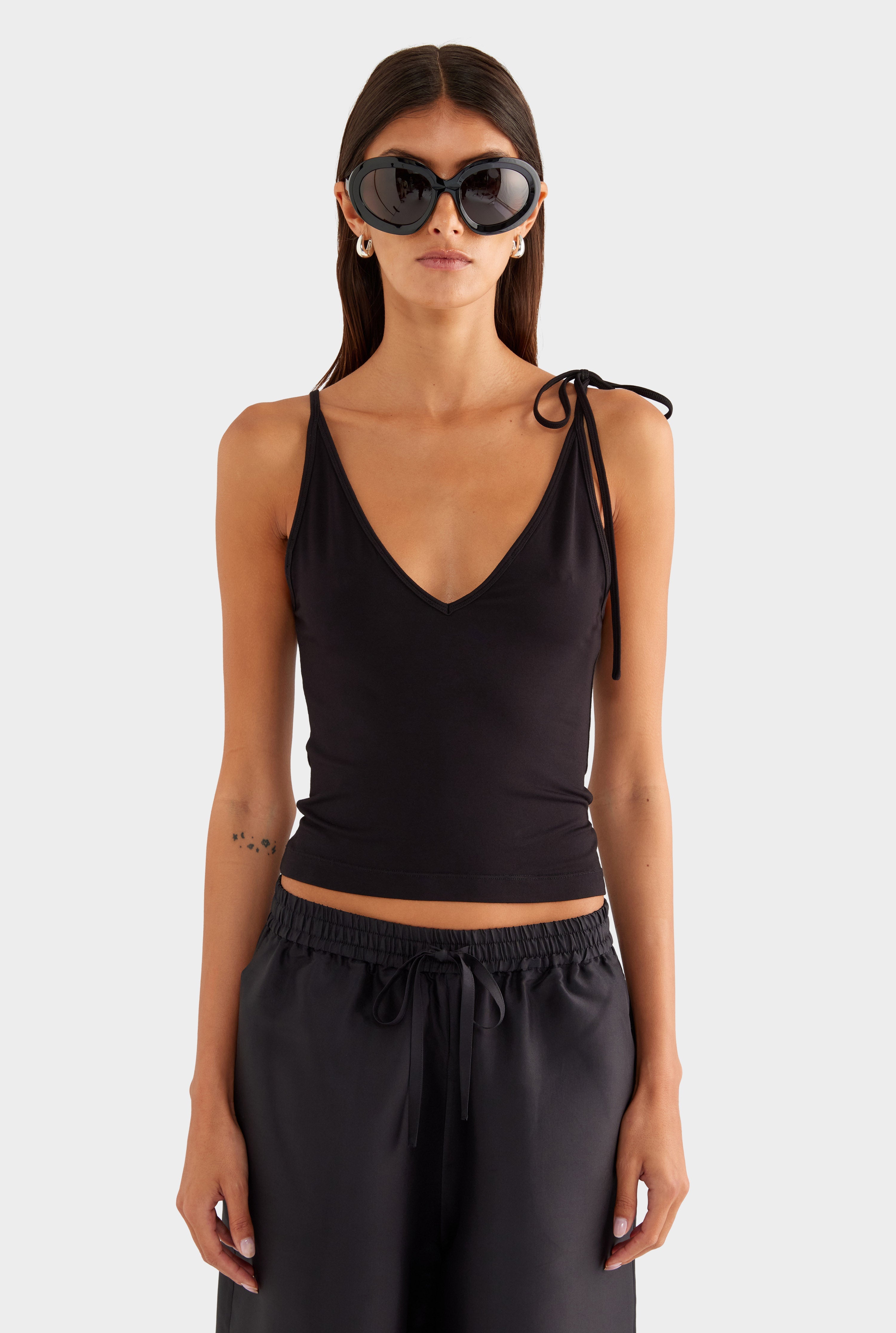 Reversible Boat V Neck Cami - Black