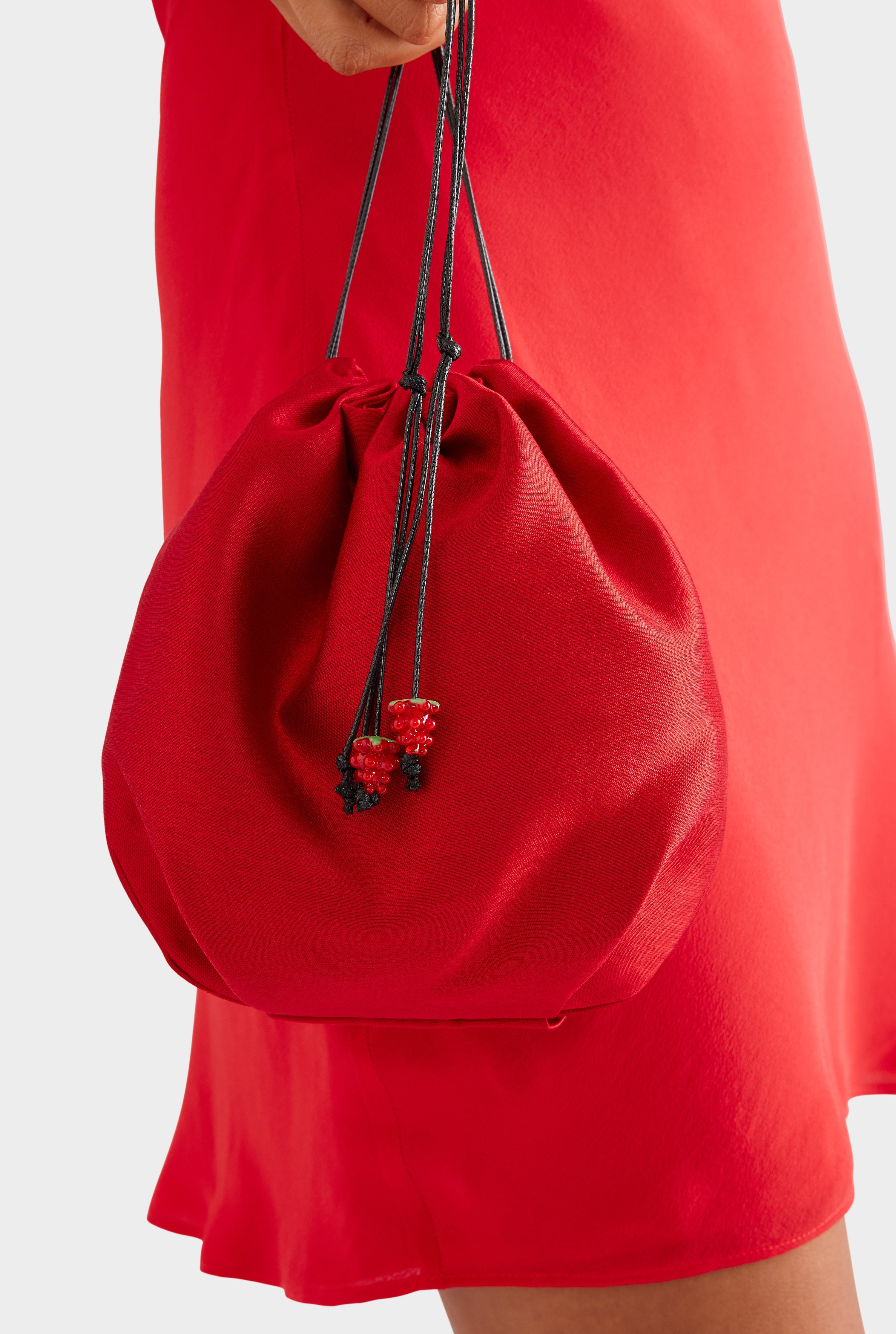 Wool Silk Drawstring Pouch - Red [[AU_MEDIA:gid://shopify/MediaImage/27760162373719]]
