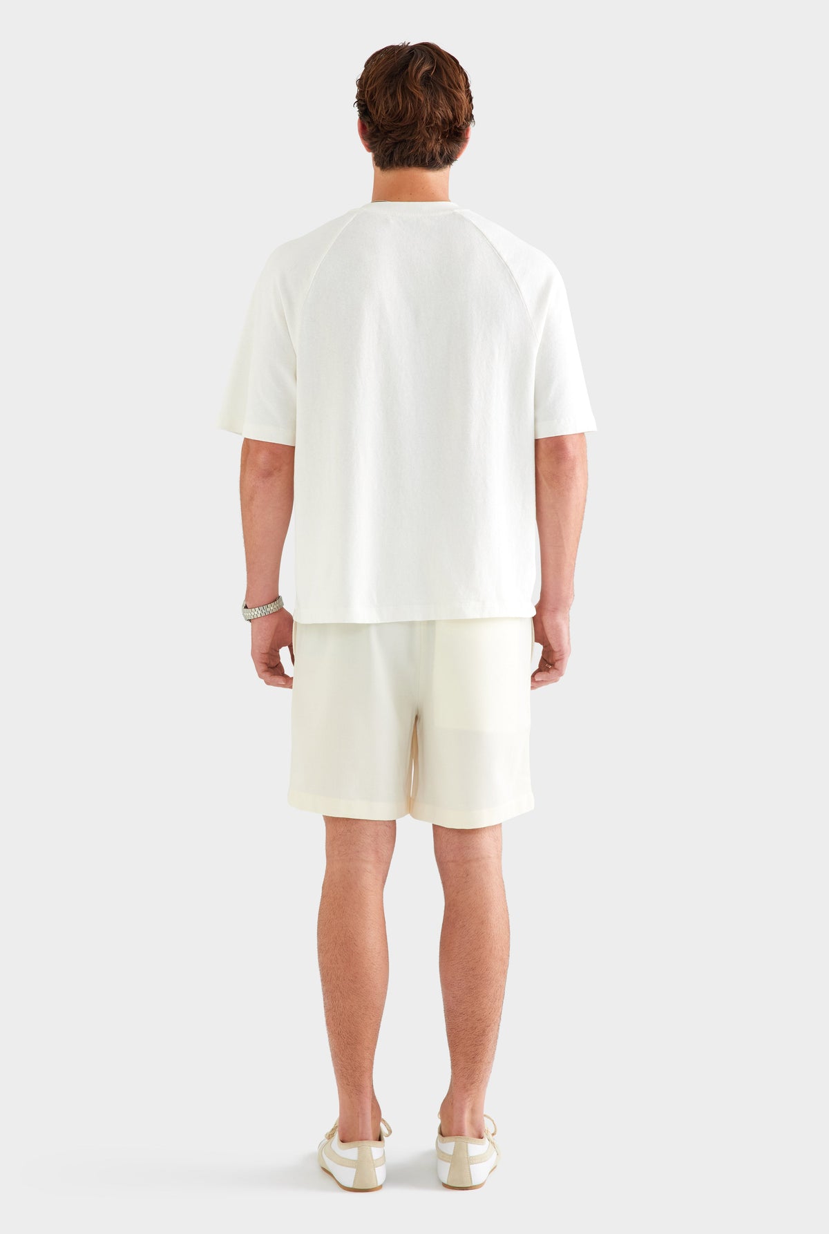 Oversized Raglan T Shirt - White [[AU_MEDIA:gid://shopify/MediaImage/27759698444375]]