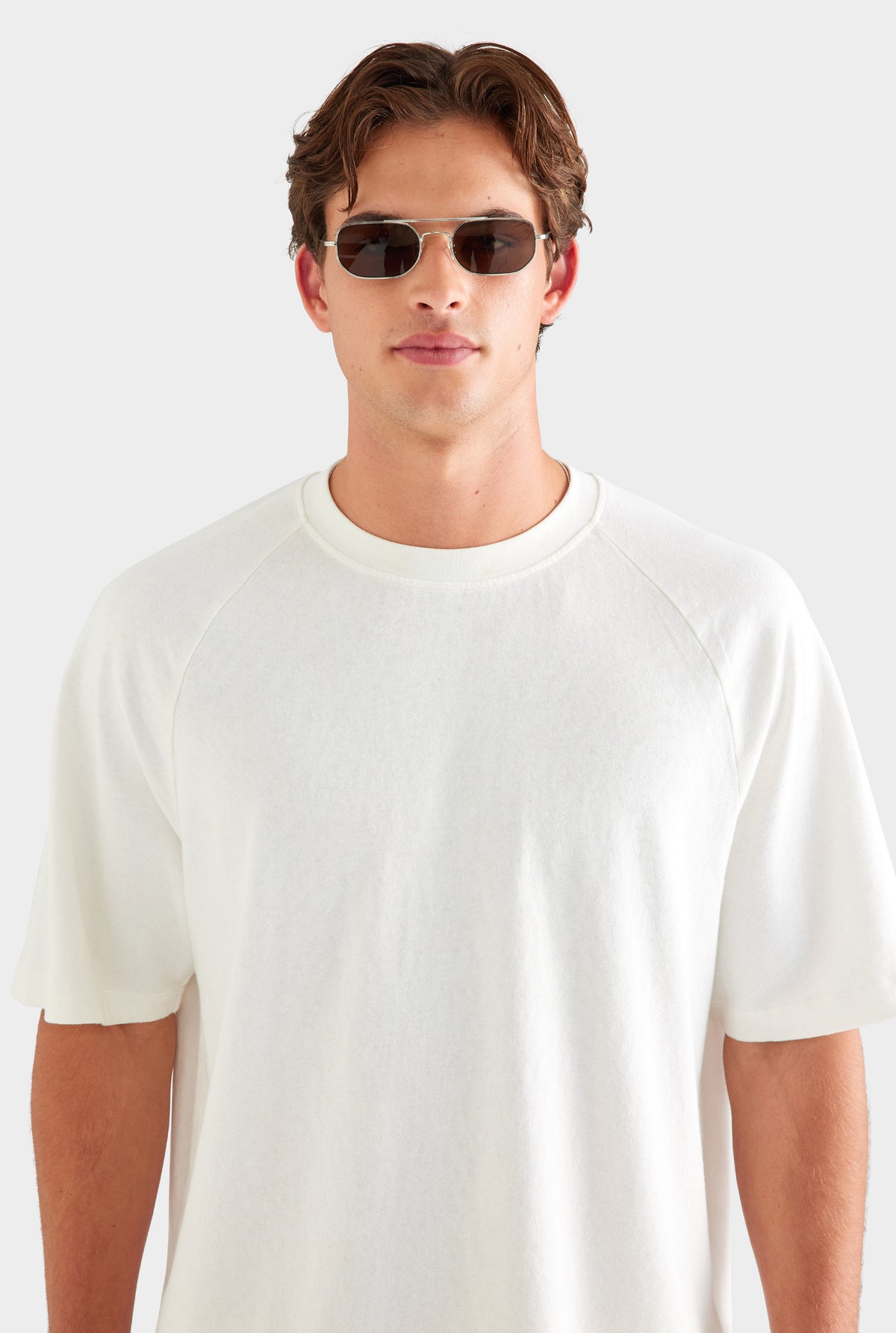 Oversized Raglan T Shirt - White [[AU_MEDIA:gid://shopify/MediaImage/27759700836439]]