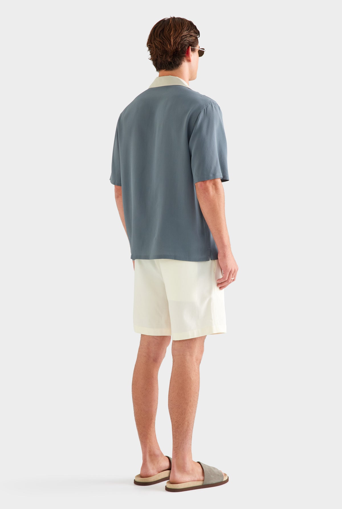 Short Sleeve Silk Camp Collar Shirt - Navy/Stone [[AU_MEDIA:gid://shopify/MediaImage/27759731638359]]