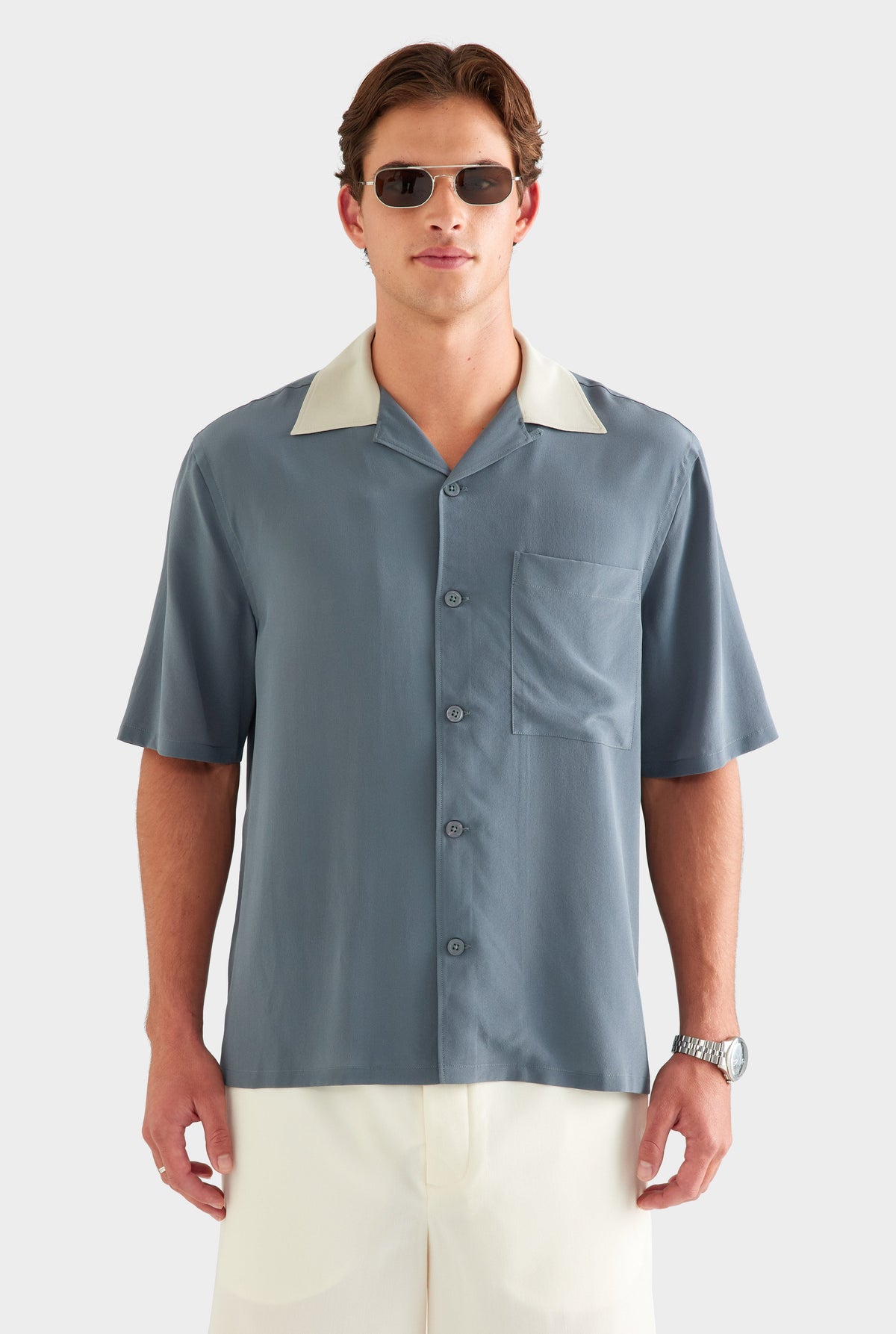Short Sleeve Silk Camp Collar Shirt - Navy/Stone [[AU_MEDIA:gid://shopify/MediaImage/27759731900503]]
