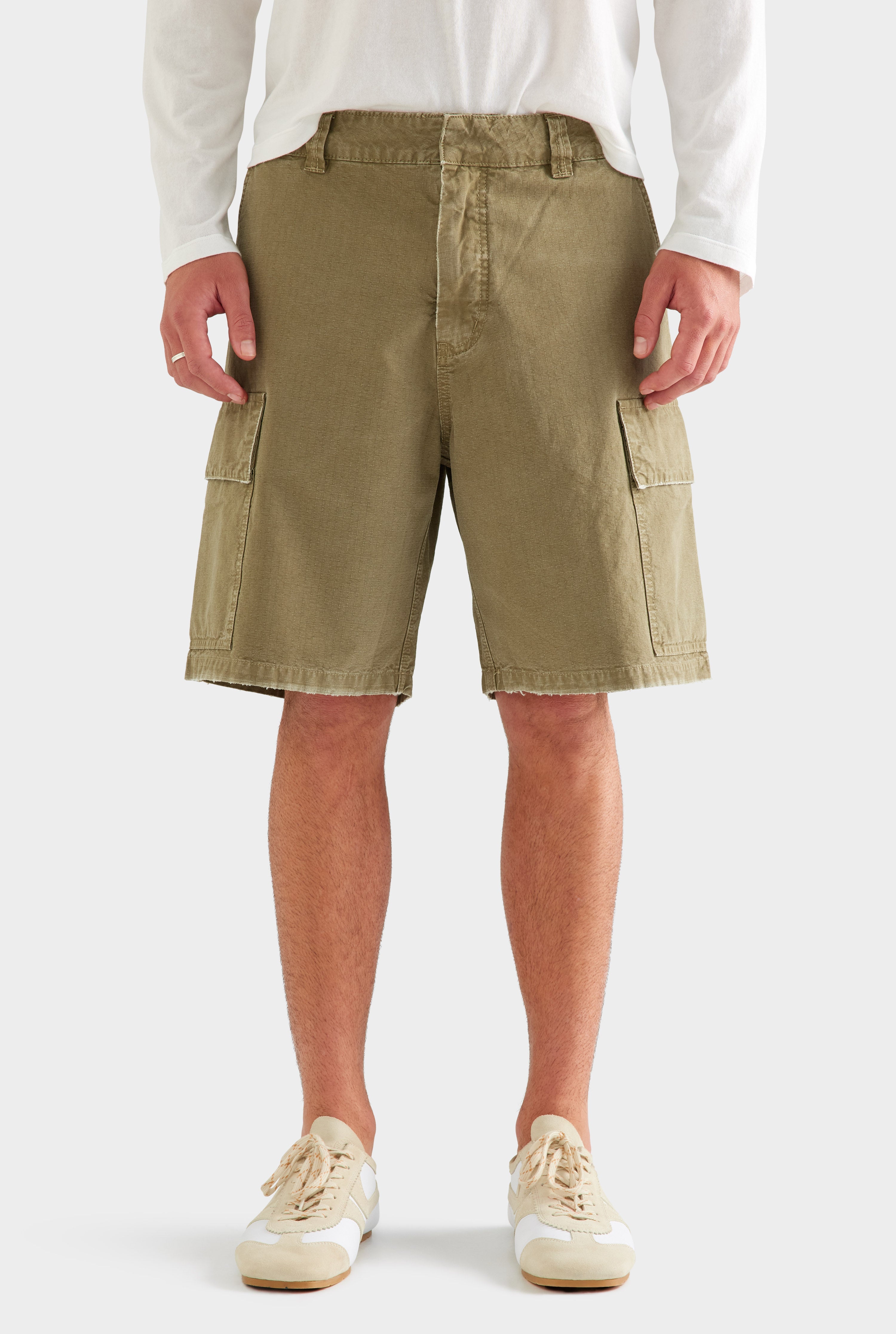 Ripstop Cargo Short - Dried Herb [[AU_MEDIA:gid://shopify/MediaImage/27759809134679]]