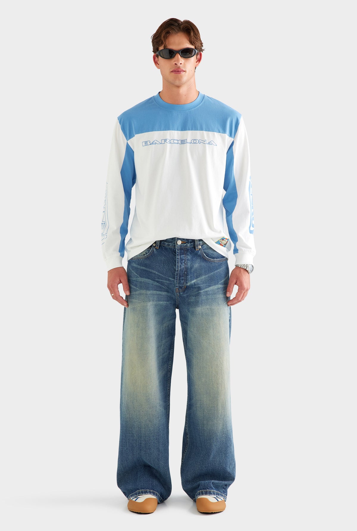 Baggy Denim Jean - Super Vintage Blue [[AU_MEDIA:gid://shopify/MediaImage/27759820931159]]