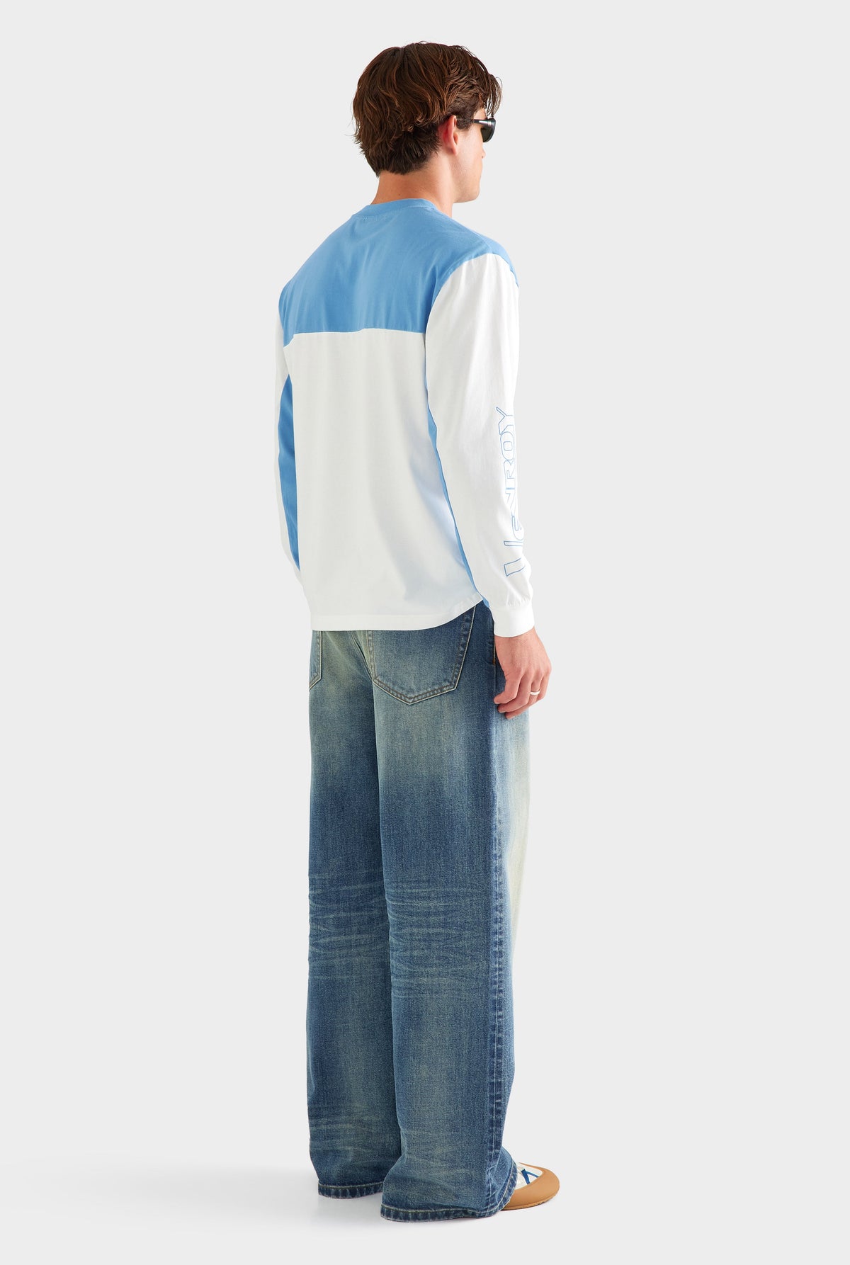 Baggy Denim Jean - Super Vintage Blue [[AU_MEDIA:gid://shopify/MediaImage/27759822700631]]