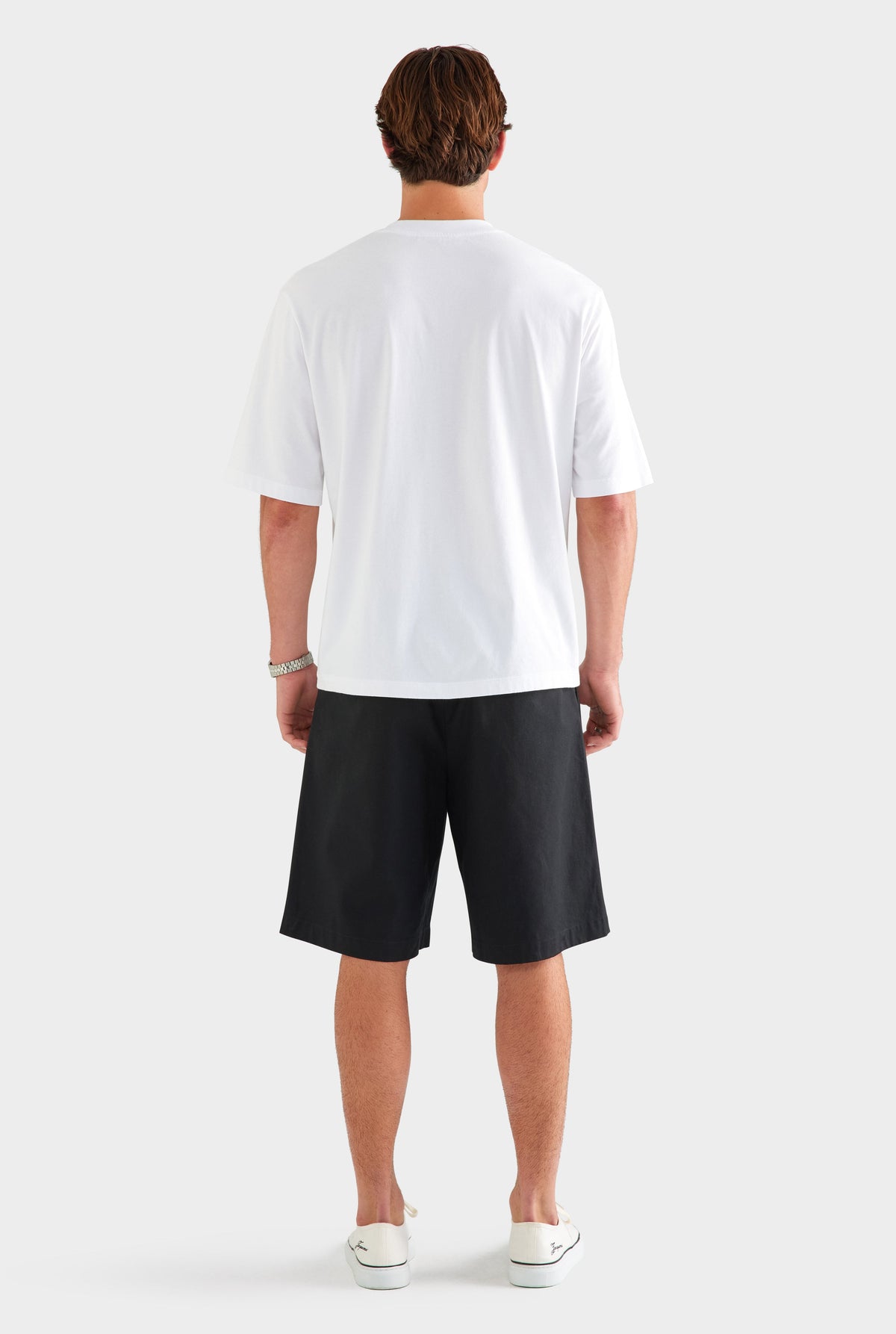 Oversized T-Shirt - White/Travel Stickers [[AU_MEDIA:gid://shopify/MediaImage/27955553730647]]