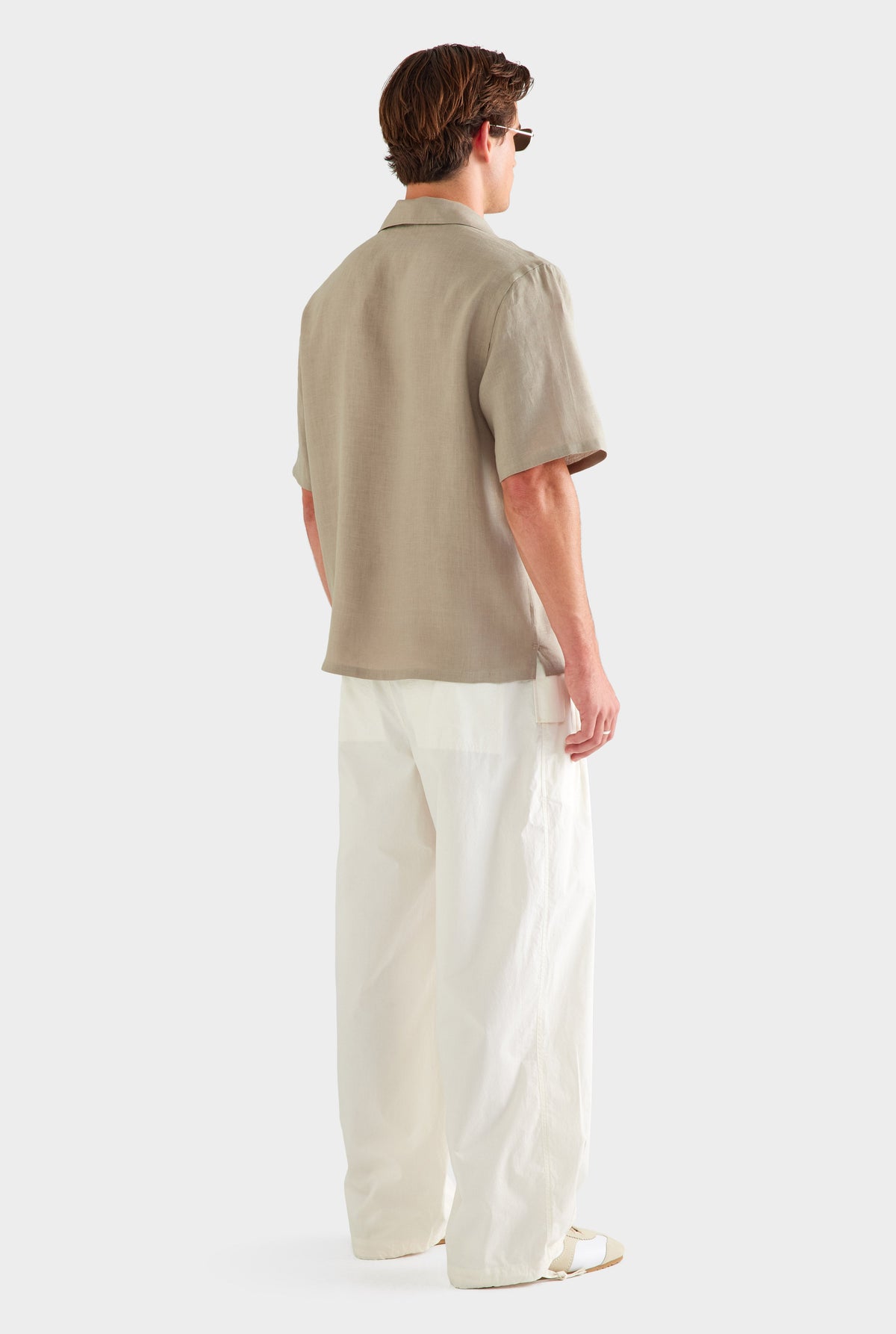 Linen Camp Collar Shirt - Olive Taupe [[AU_MEDIA:gid://shopify/MediaImage/27955557597271]]