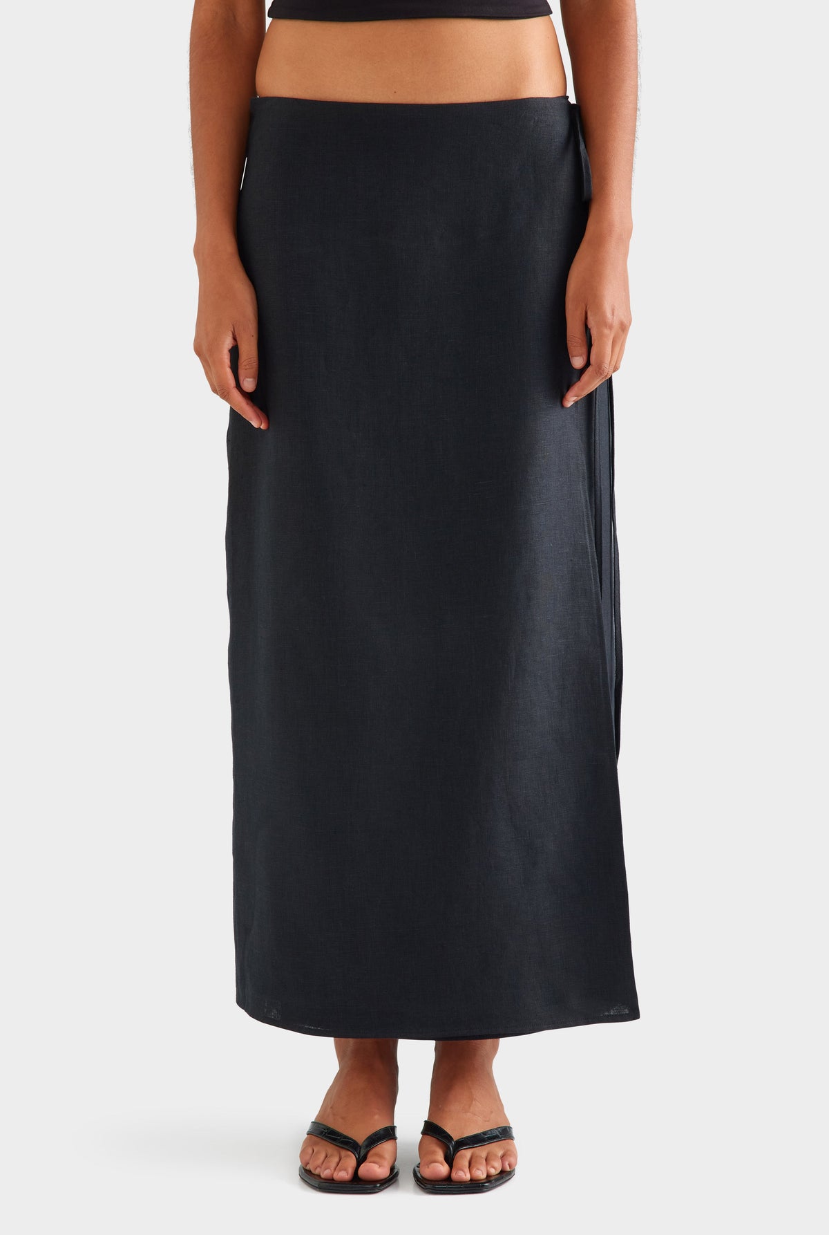 Linen Wrap Maxi Skirt - Black [[AU_MEDIA:gid://shopify/MediaImage/27756952191063]]
