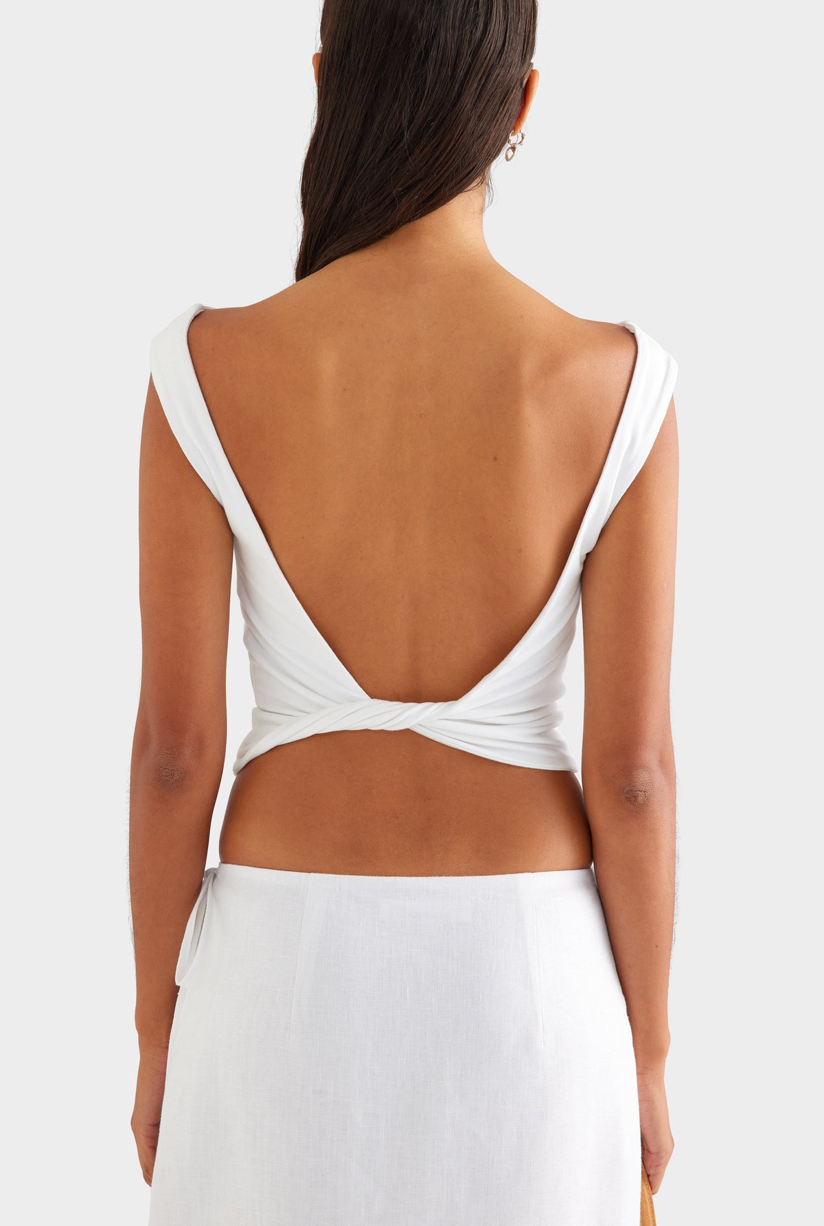Twist Back Boat Neck Top - White [[AU_MEDIA:gid://shopify/MediaImage/27756853297239]]