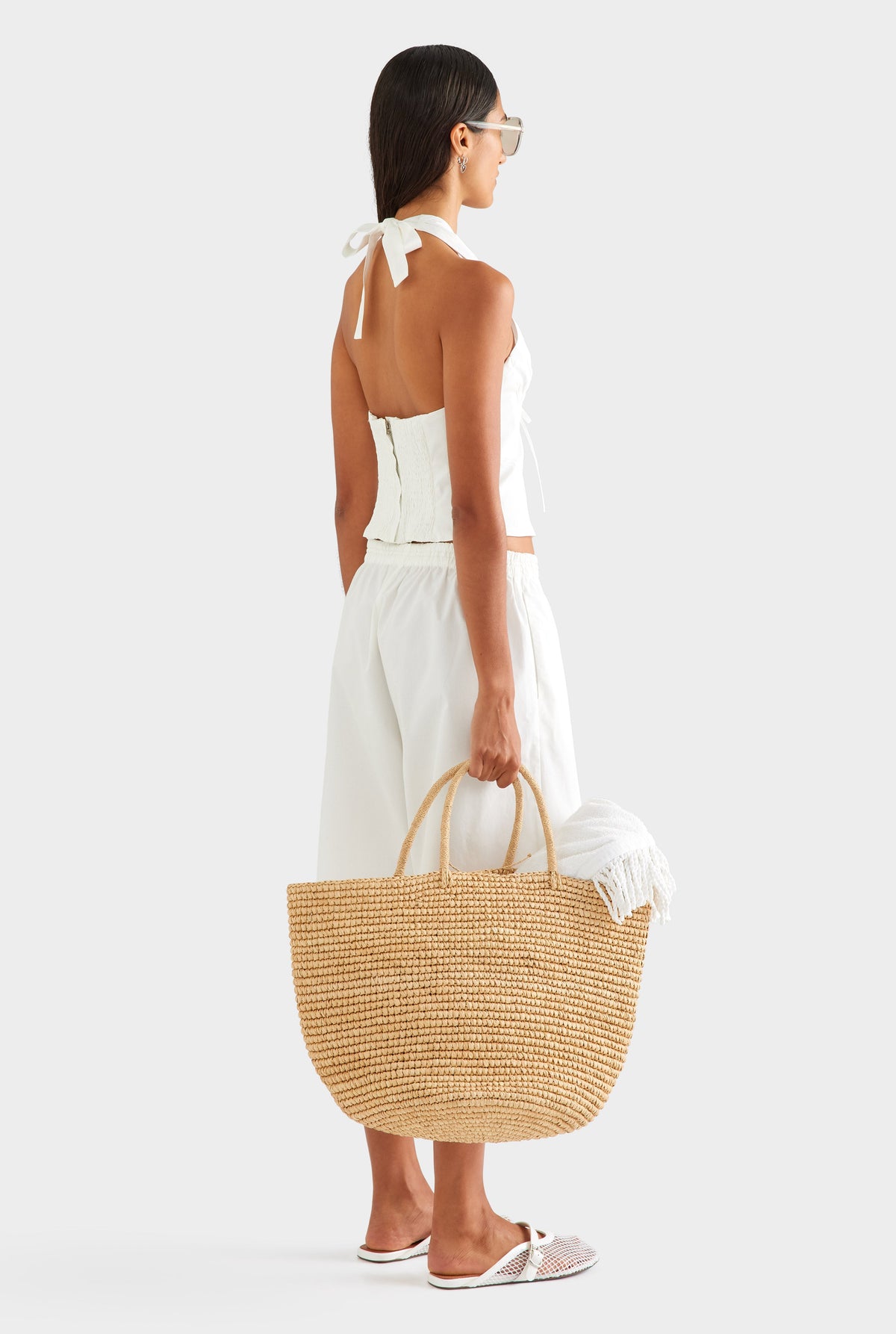 Cotton Bermuda Short - White [[AU_MEDIA:gid://shopify/MediaImage/27756971130967]]