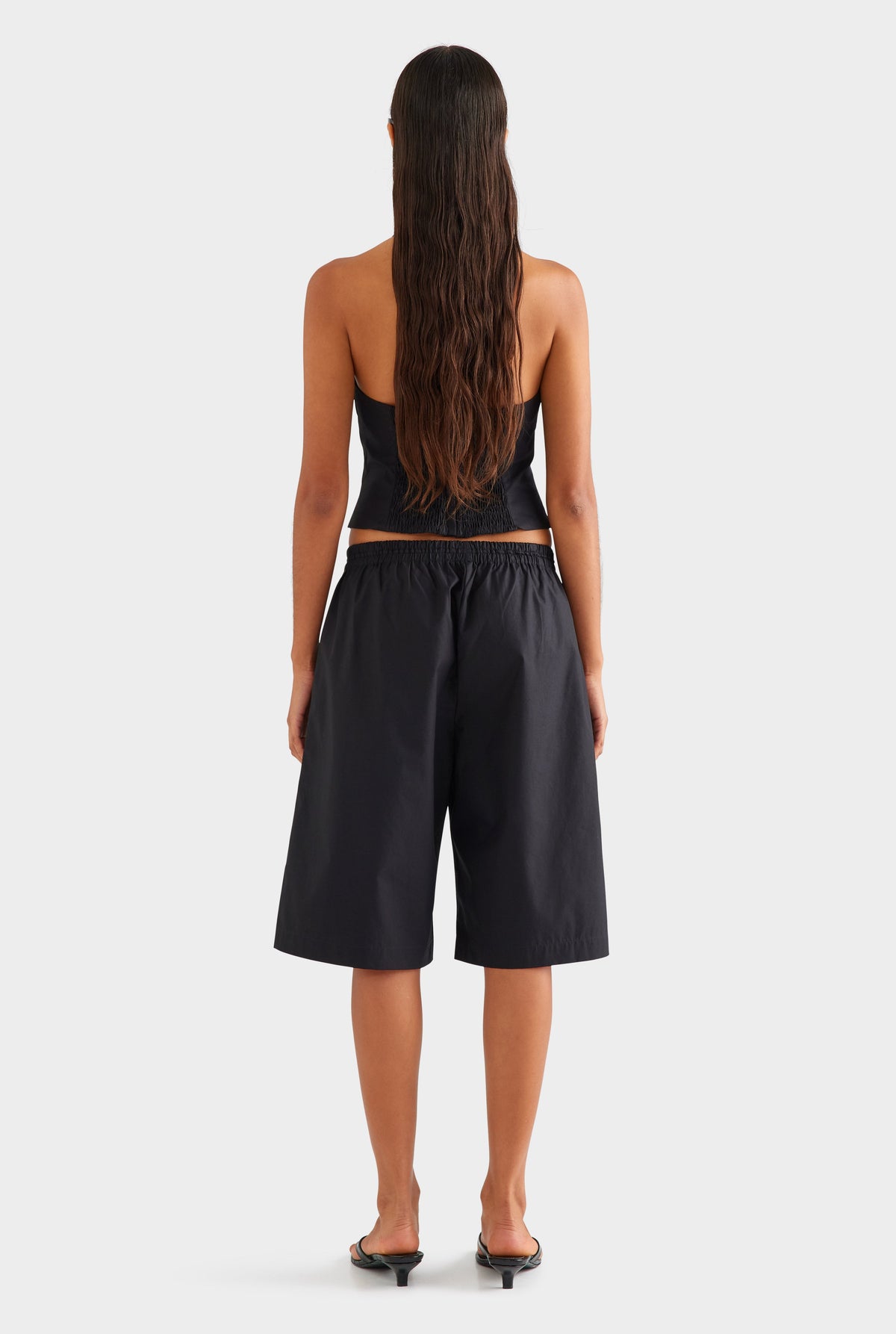 Cotton Bermuda Short - Black [[AU_MEDIA:gid://shopify/MediaImage/27756875645015]]