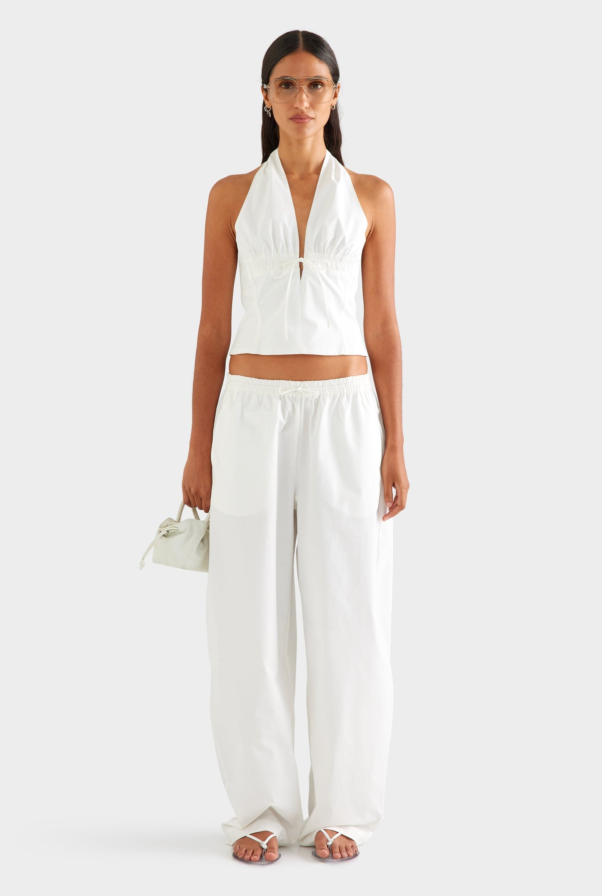 Cotton Barrel Leg Pant - White [[AU_MEDIA:gid://shopify/MediaImage/27756878659671]]
