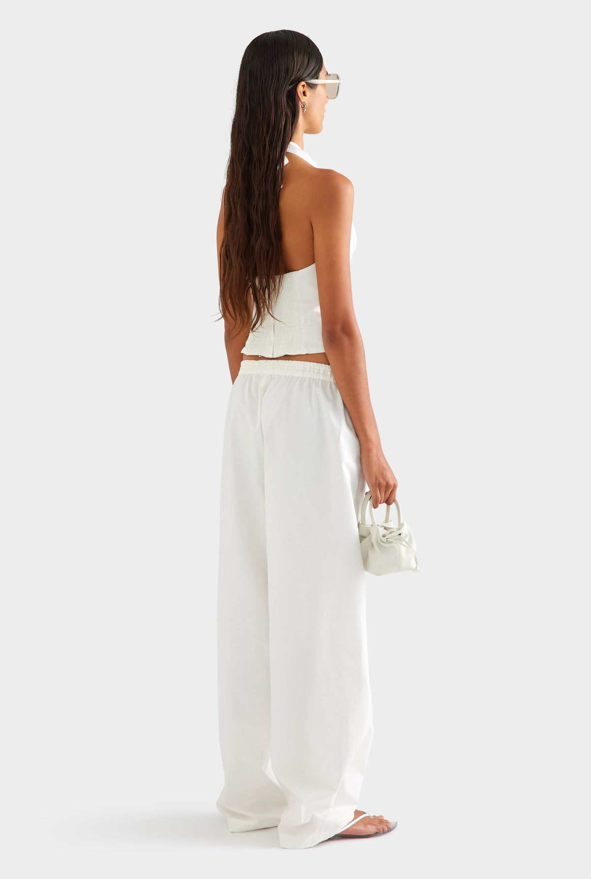 Cotton Barrel Leg Pant - White [[AU_MEDIA:gid://shopify/MediaImage/27756878987351]]