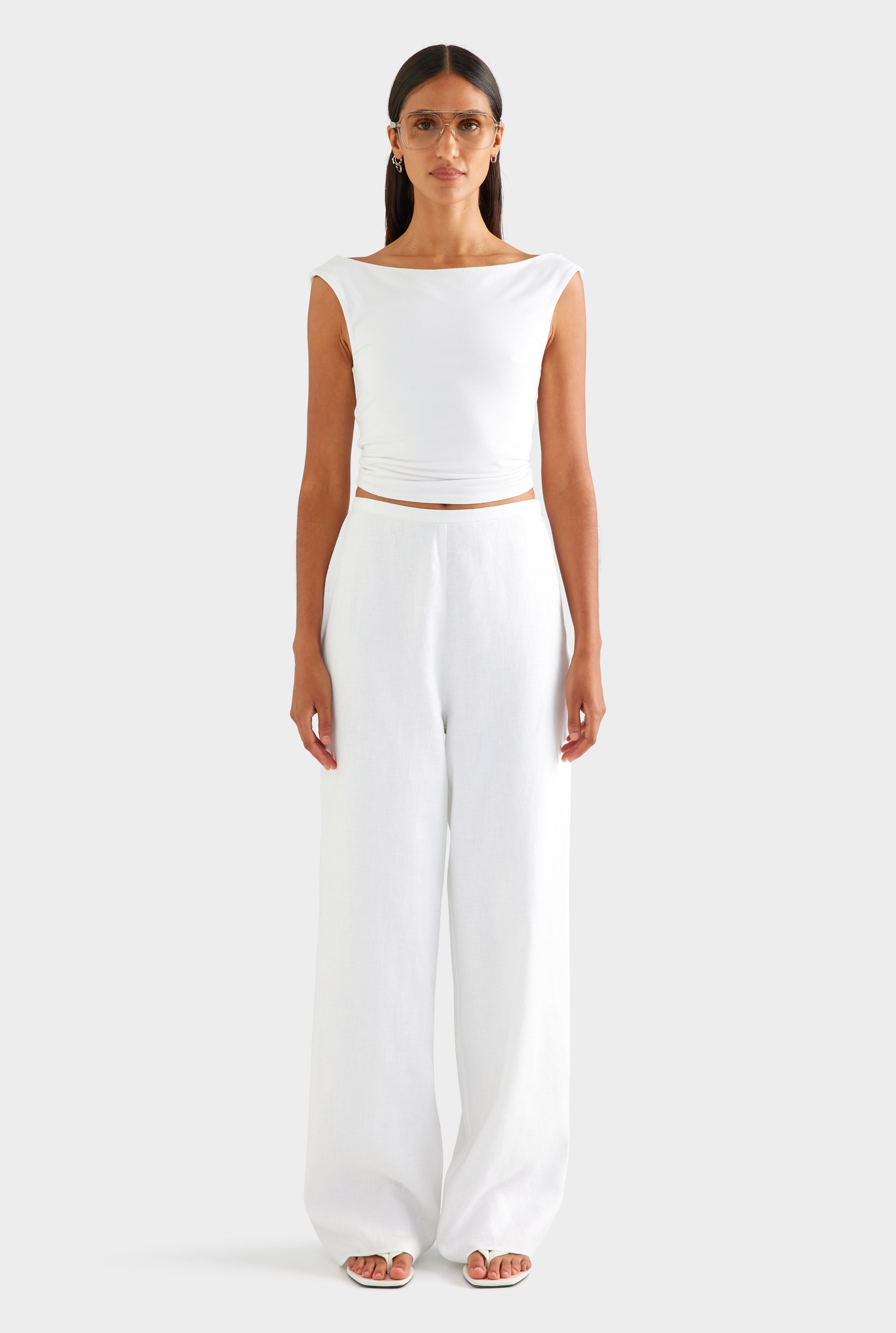 Linen Relaxed Pant - White [[AU_MEDIA:gid://shopify/MediaImage/27957015117911]]