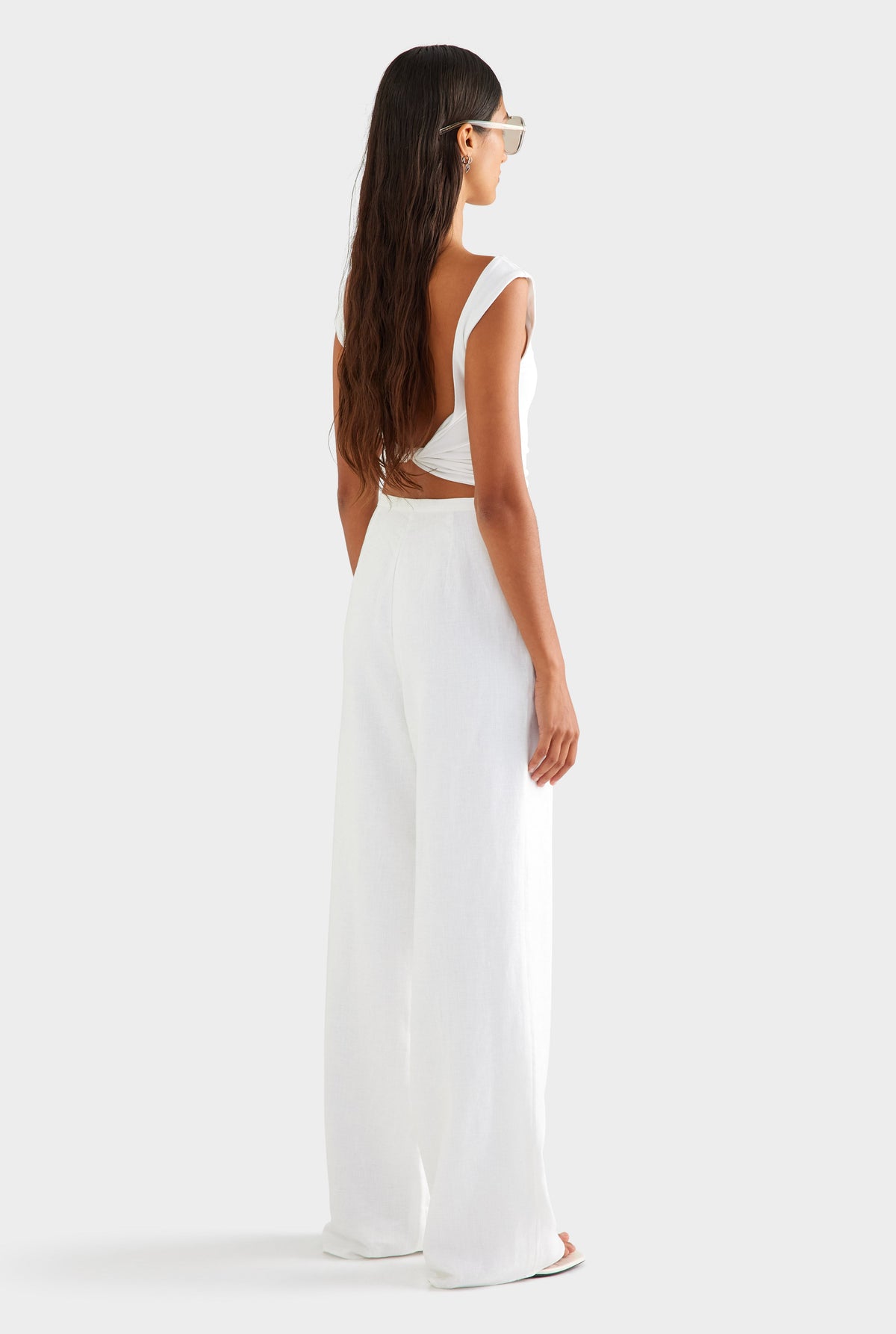 Linen Relaxed Pant - White [[AU_MEDIA:gid://shopify/MediaImage/27957023113303]]