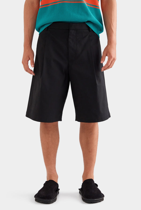 Cotton Canvas Pleated Bermuda Short - Black