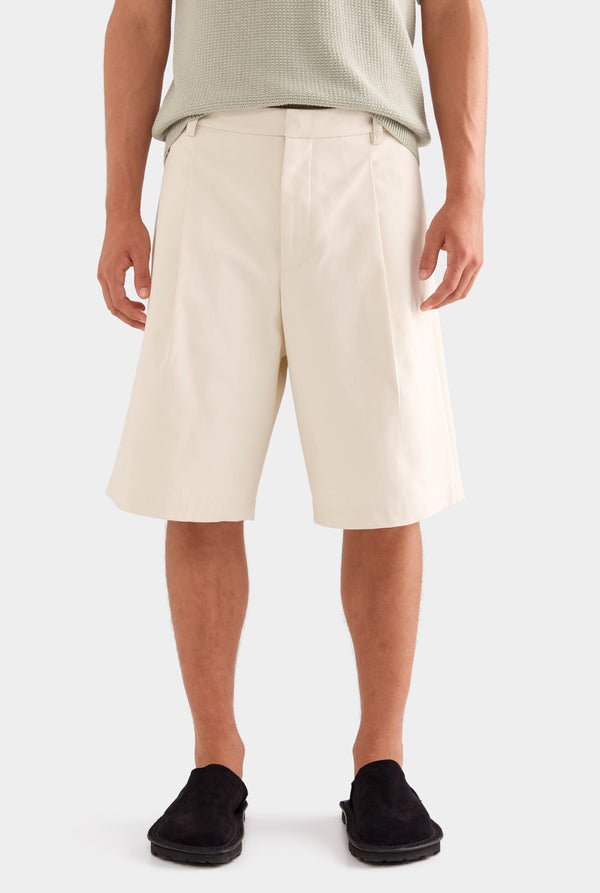 Cotton Canvas Pleated Bermuda Short - Cream