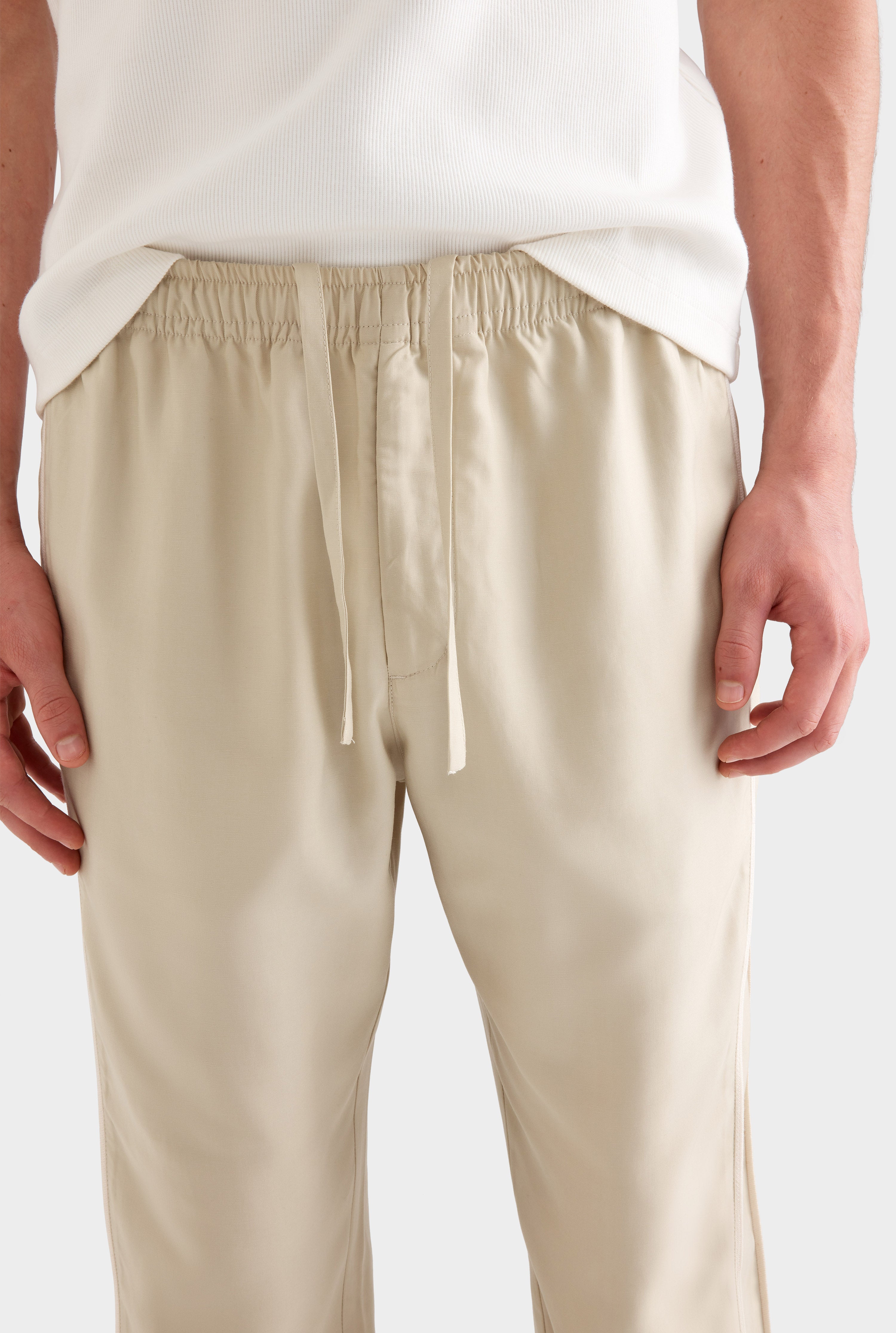 Tencel Lounge Chino - Pistachio Shell/Natural Tape
