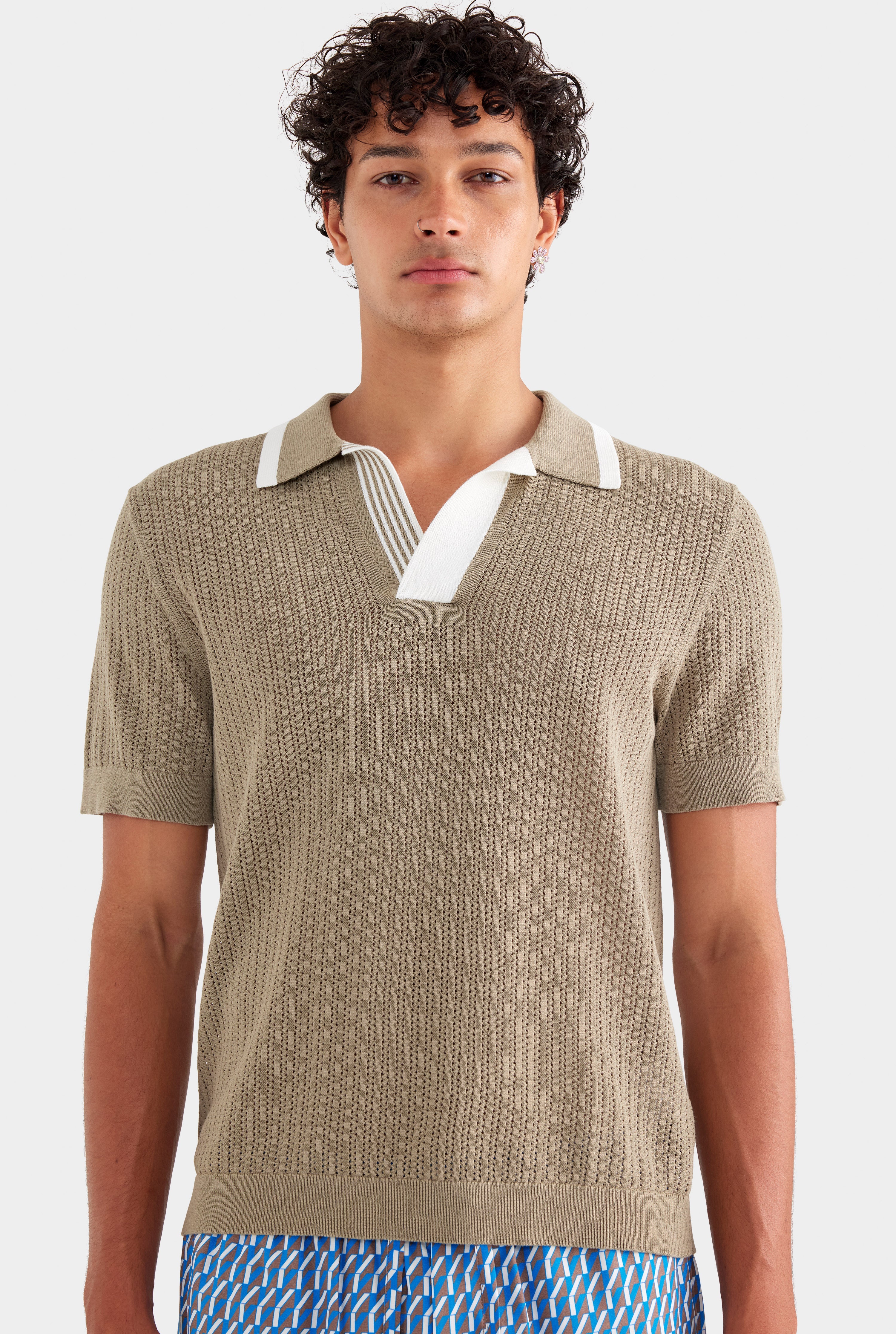 Stripe Collar Cotton Knit Open Neck Polo - Latte/Cream