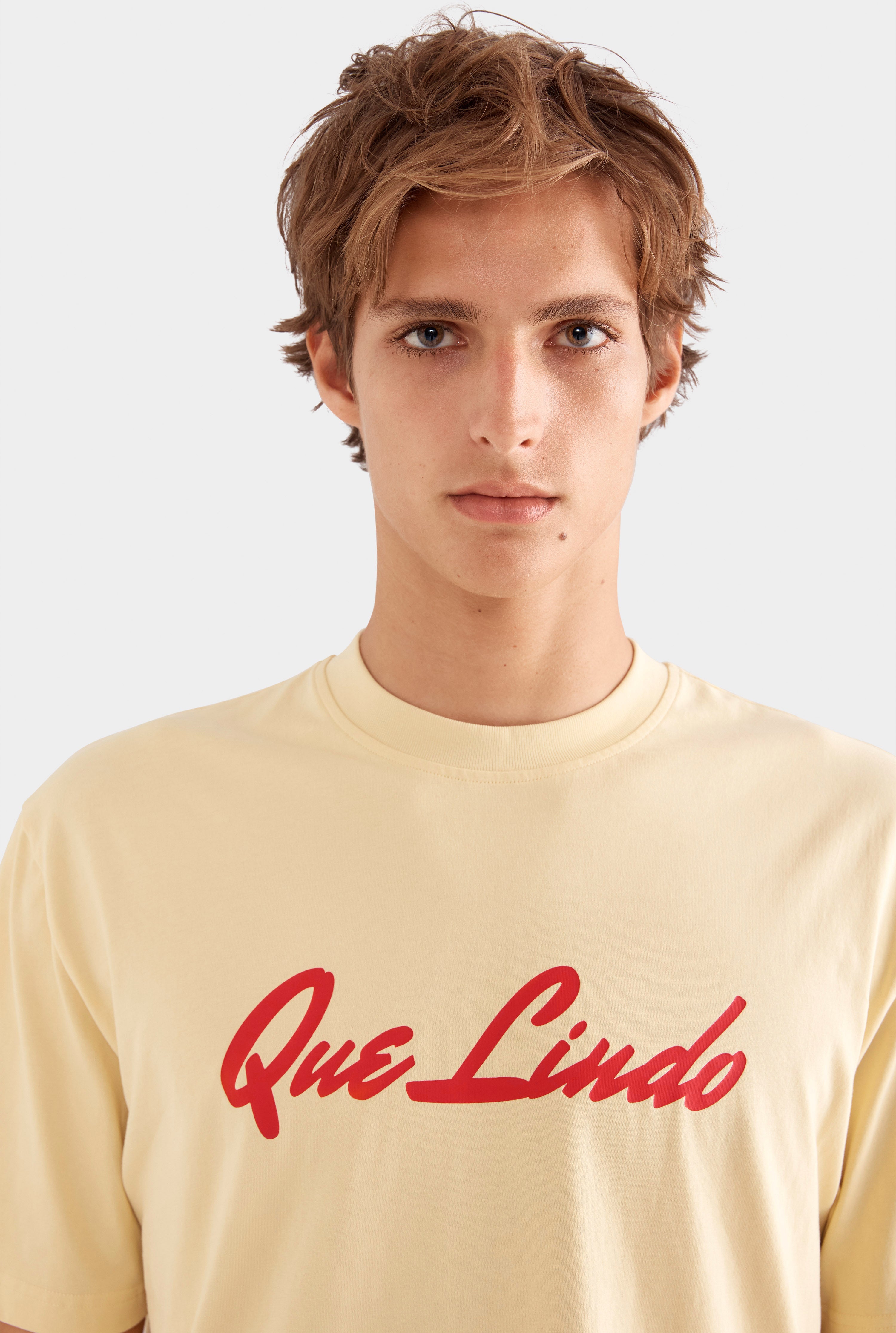 Venroy Que Lindo Logo T Shirt - Dusty Yellow/Red