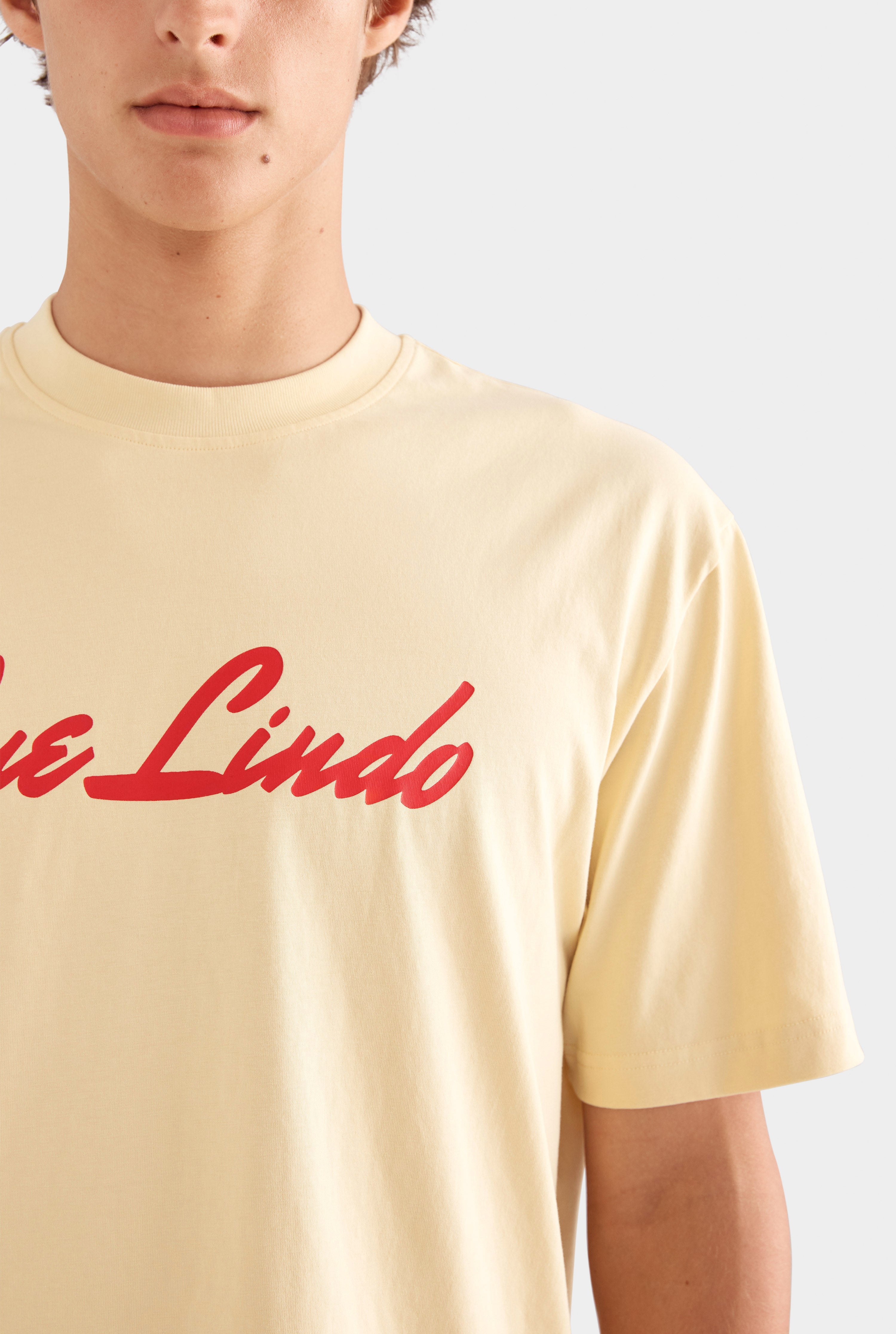 Venroy Que Lindo Logo T Shirt - Dusty Yellow/Red