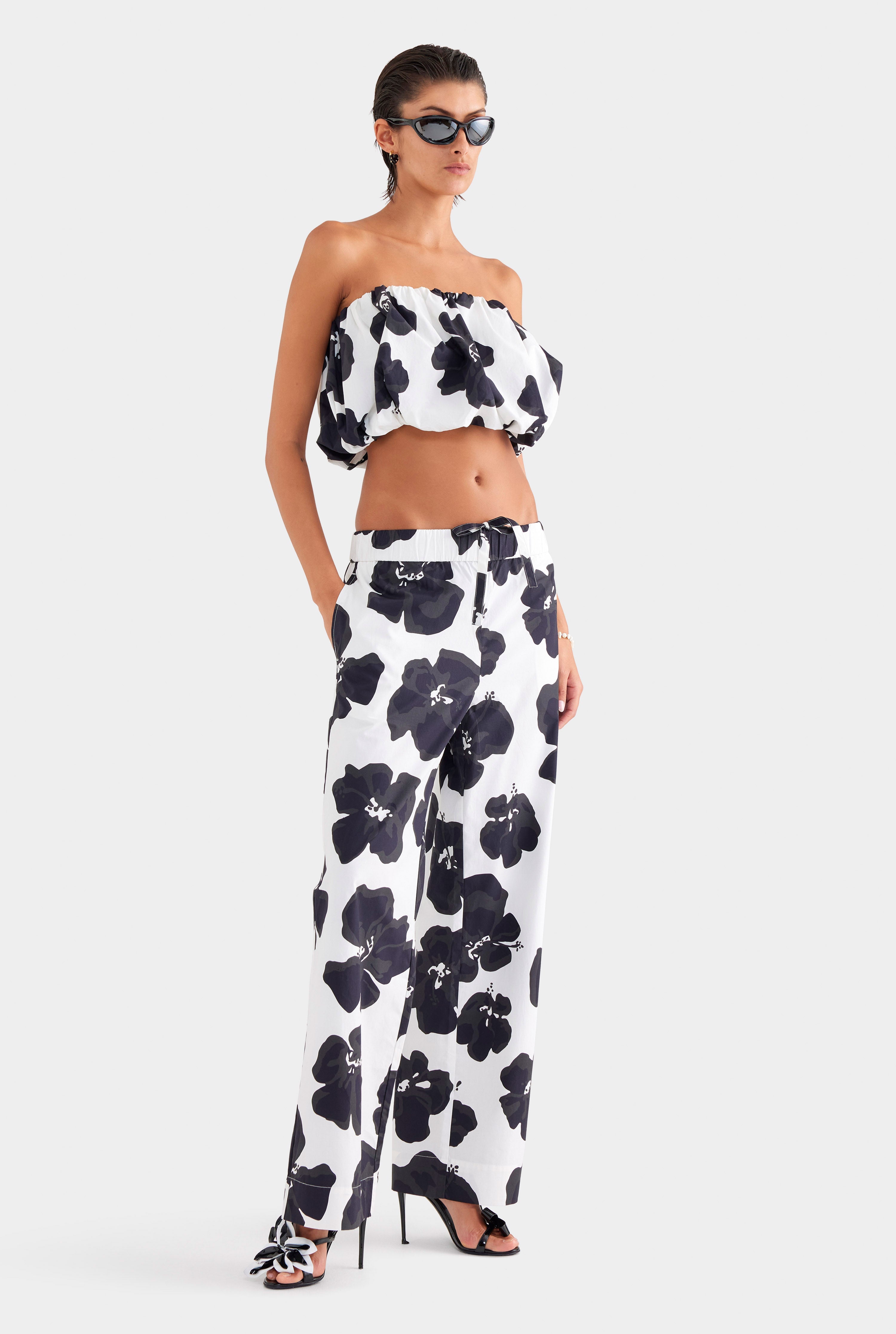Printed Cotton Strapless Bubble Top - White/Black Hibiscus
