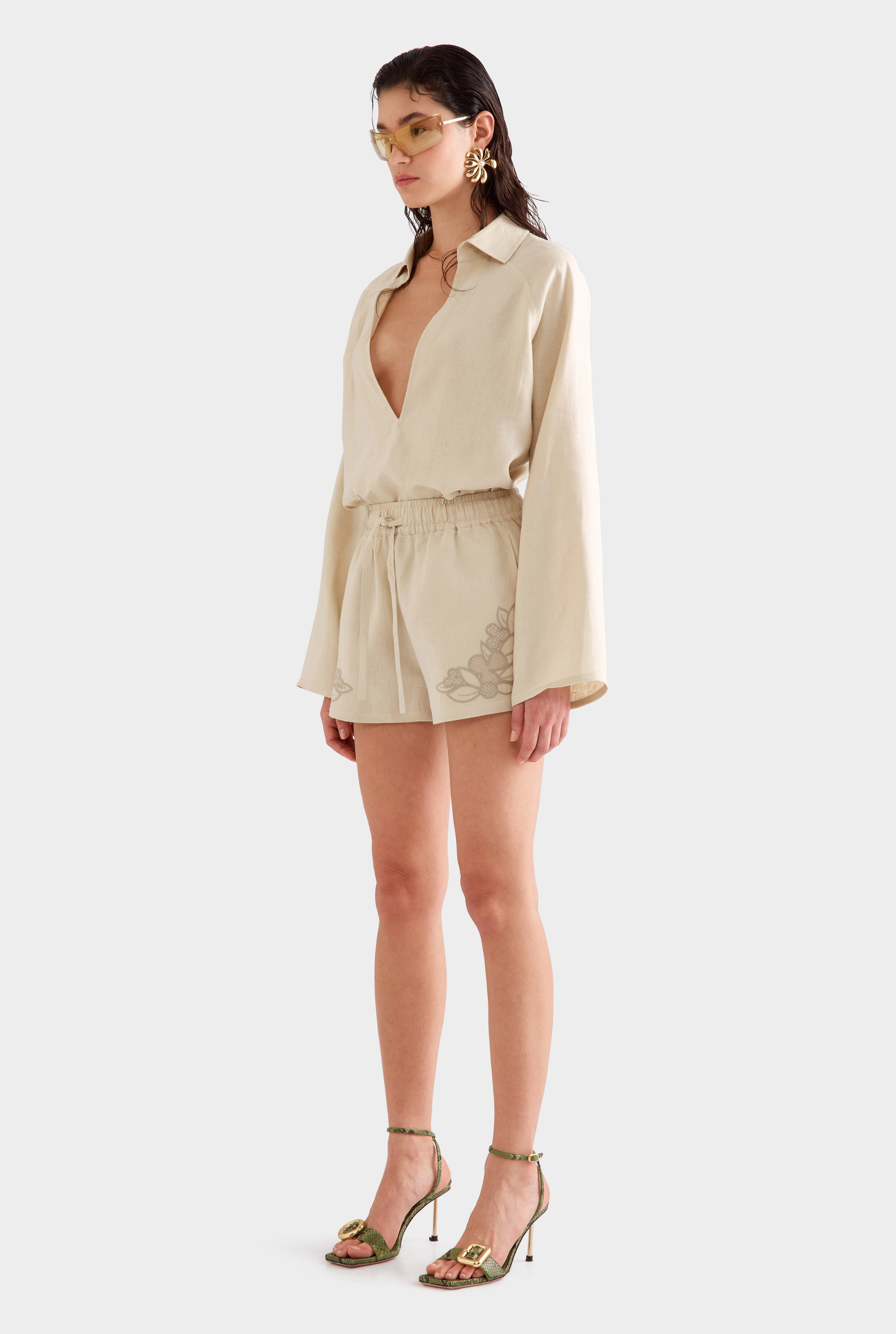 Embroidered Linen Short - Pistachio Shell