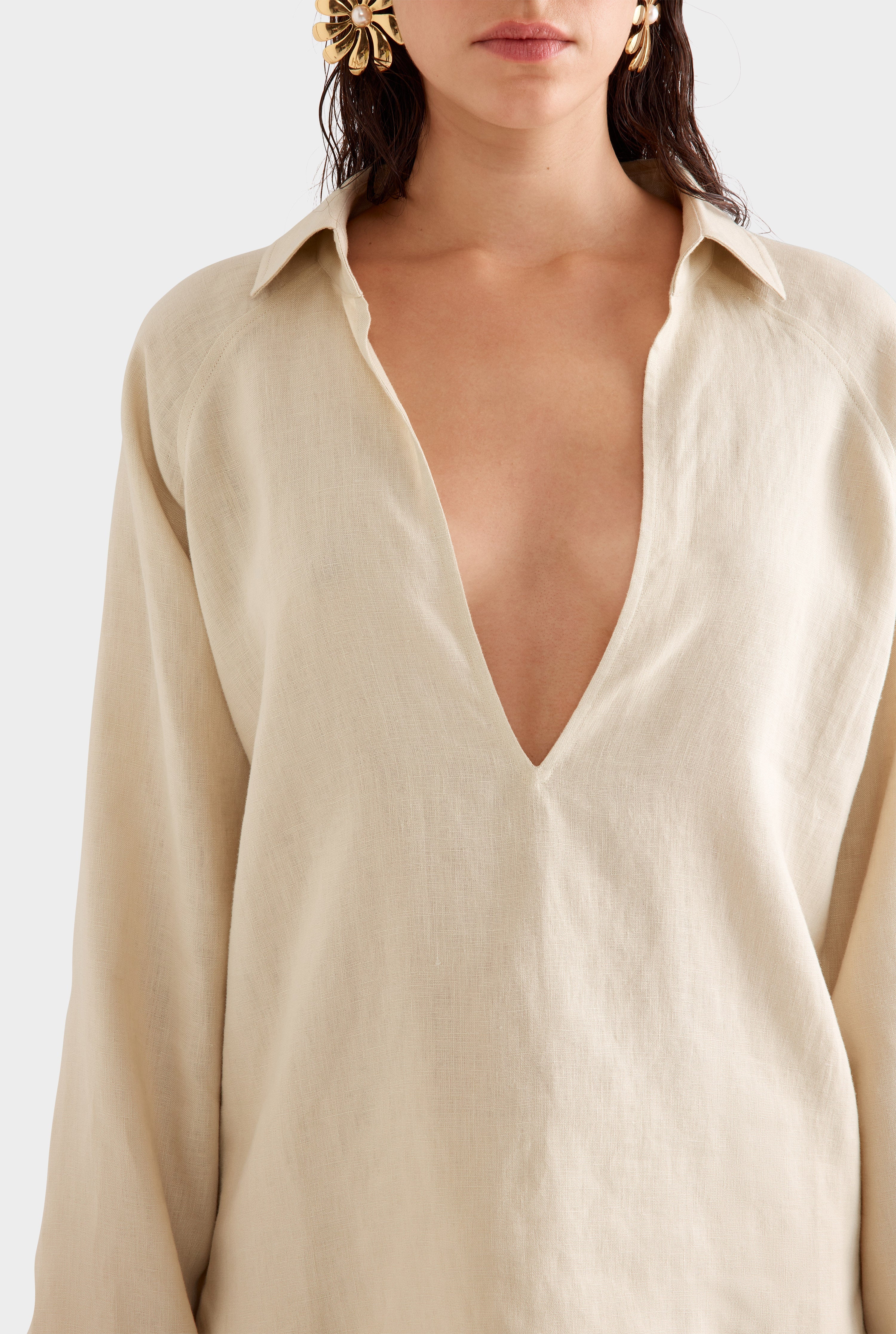 Embroidered Linen Plunge Neck Top - Pistachio Shell