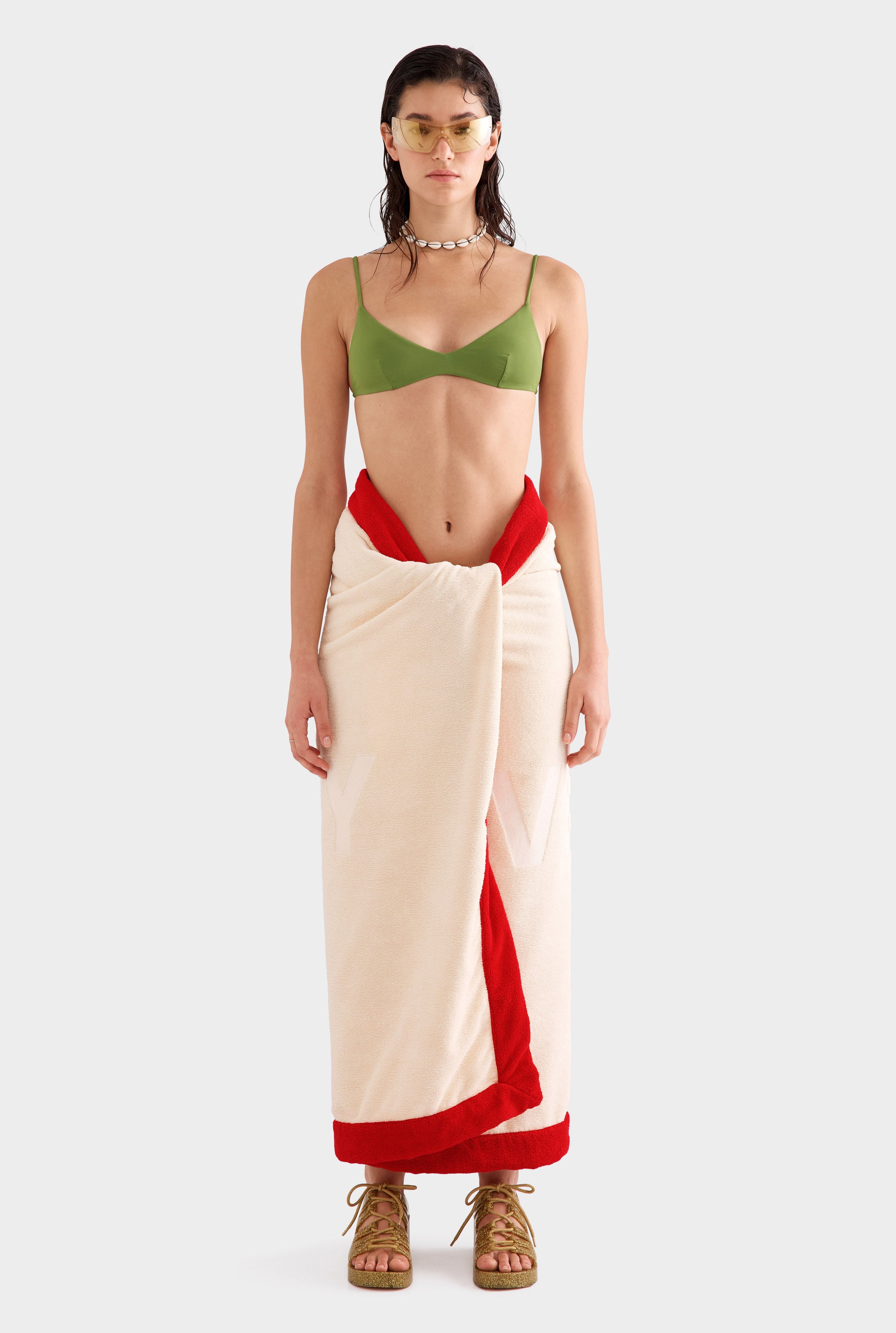 Venroy Border Towel - Cream/Red