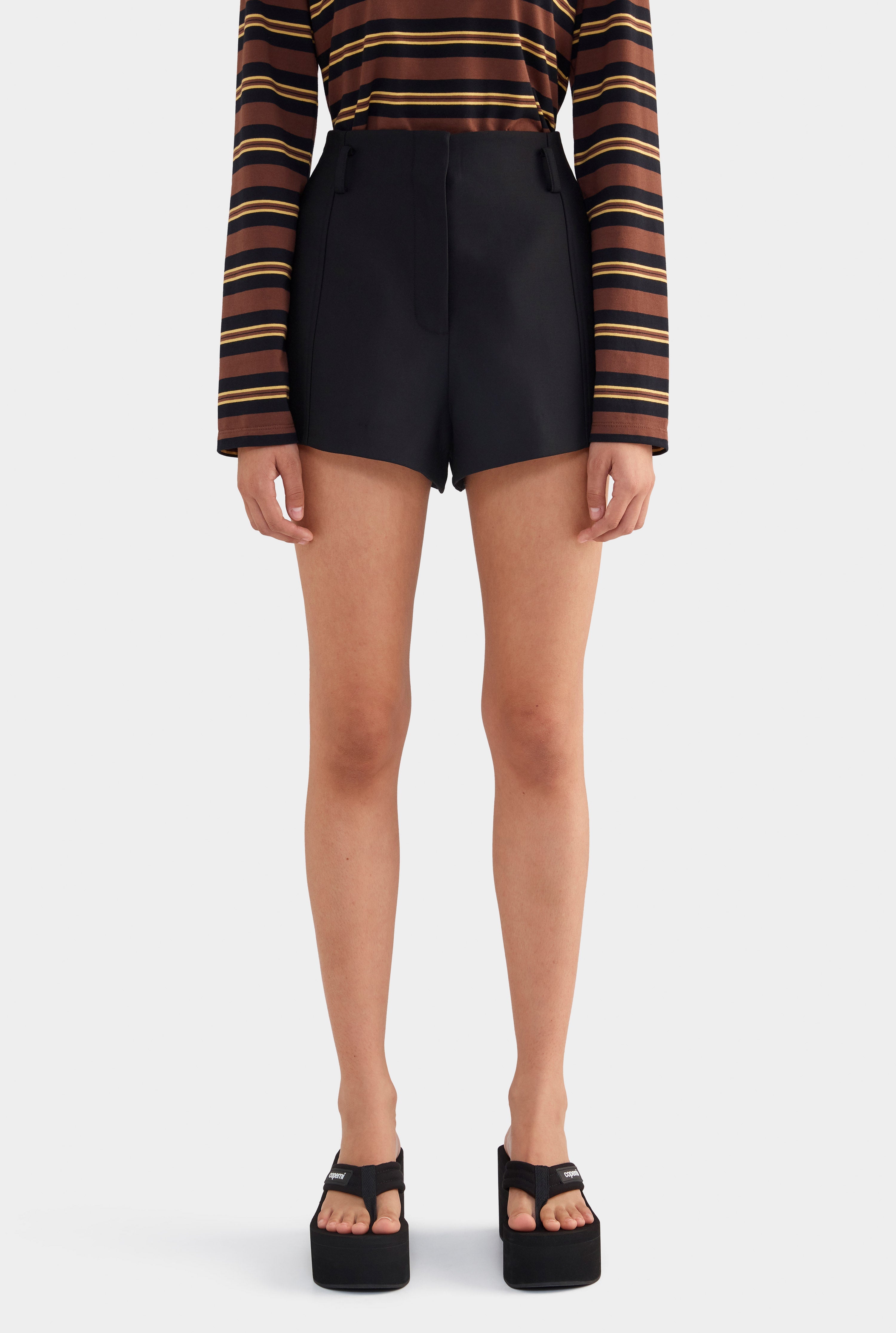 Wool Tailored Short - Black