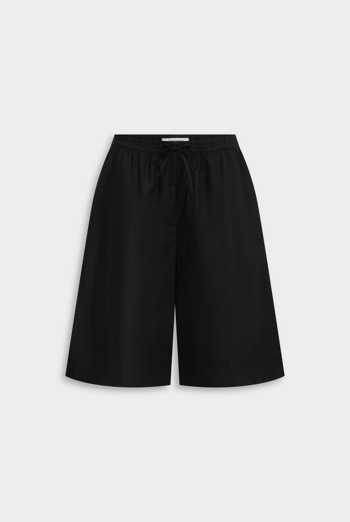Cotton Bermuda Short - Black [[AU_MEDIA:gid://shopify/MediaImage/27754608394327]]