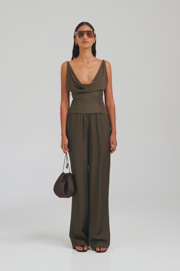 Silk Relaxed Pant - Dark Olive [[AU_MEDIA:gid://shopify/Video/27963573174359]]