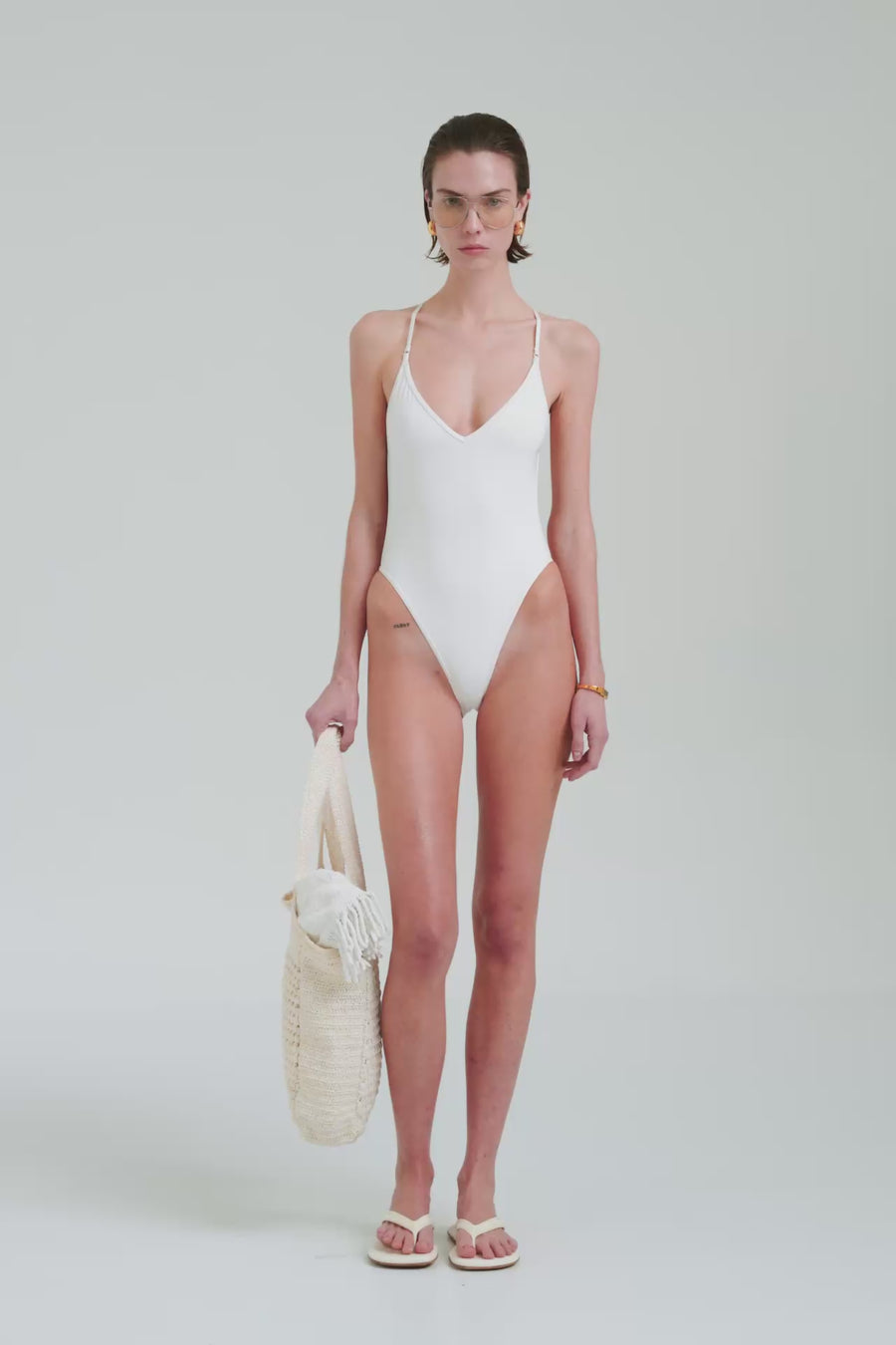 38LOOK_Venroy Ecomm Shoot - Womens - 41058 - Cross Back One Piece - White_0399.jpg.mp4