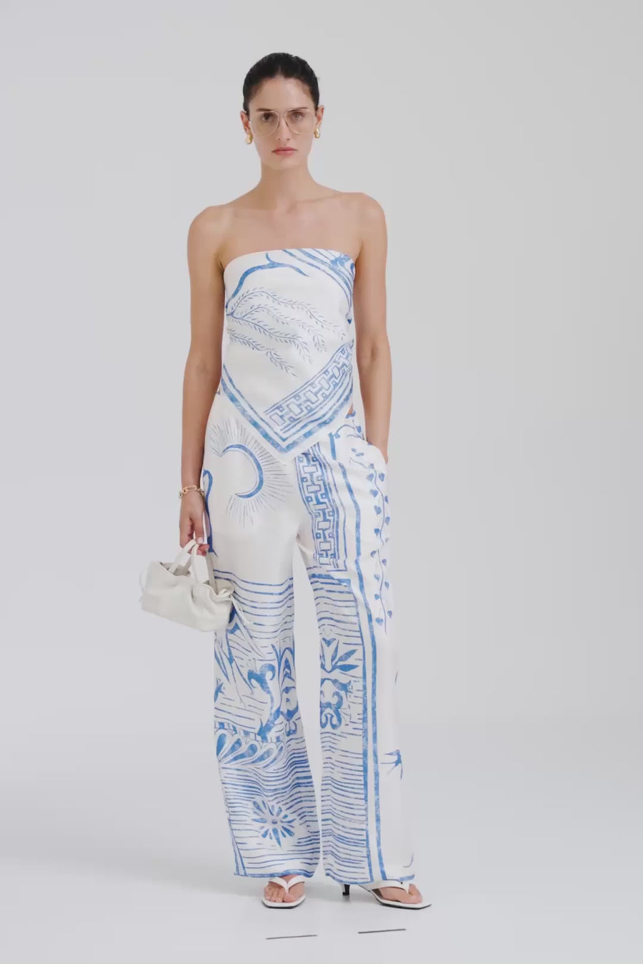 Venroy Silk Relaxed Pant - White/Blue Greek Stamp